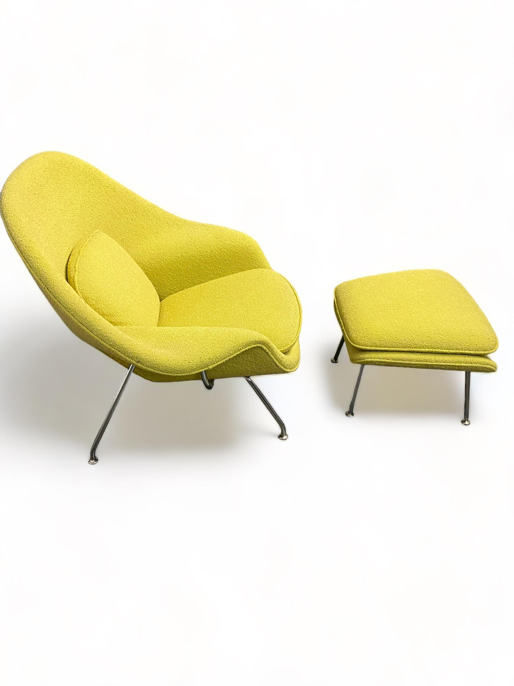 A beautiful buttery yellow Bouclé Womb Chair by Eero Saarinen for Knoll. This one has the wonderful textured Bouclè fabric, in a stand out buttery yellow. 

Condition is excellent, the fabric has nearly no wear, and the chrome frame is beautiful and