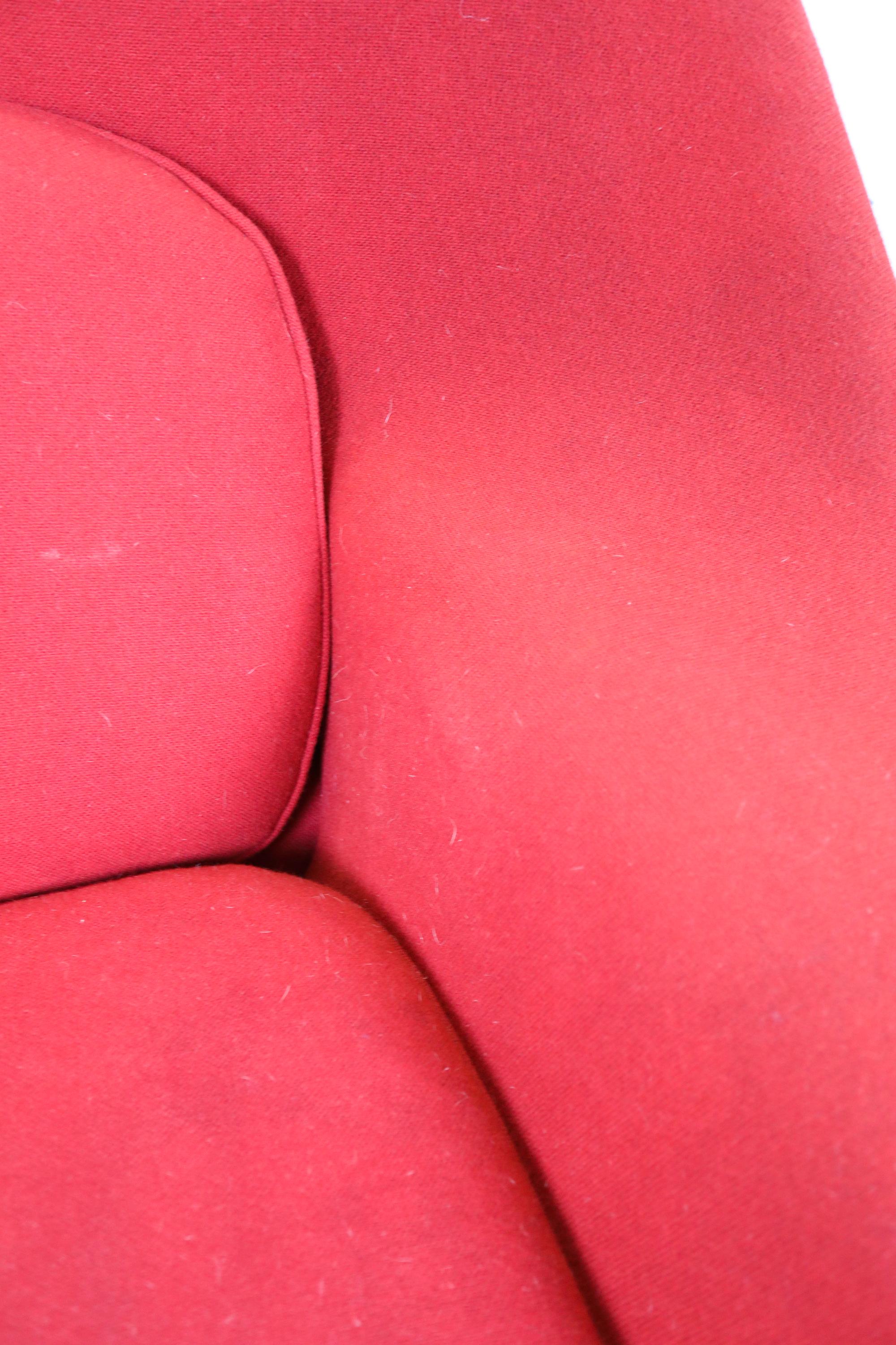 Chaise et pouf Womb d'Eero Saarinen en vente 2