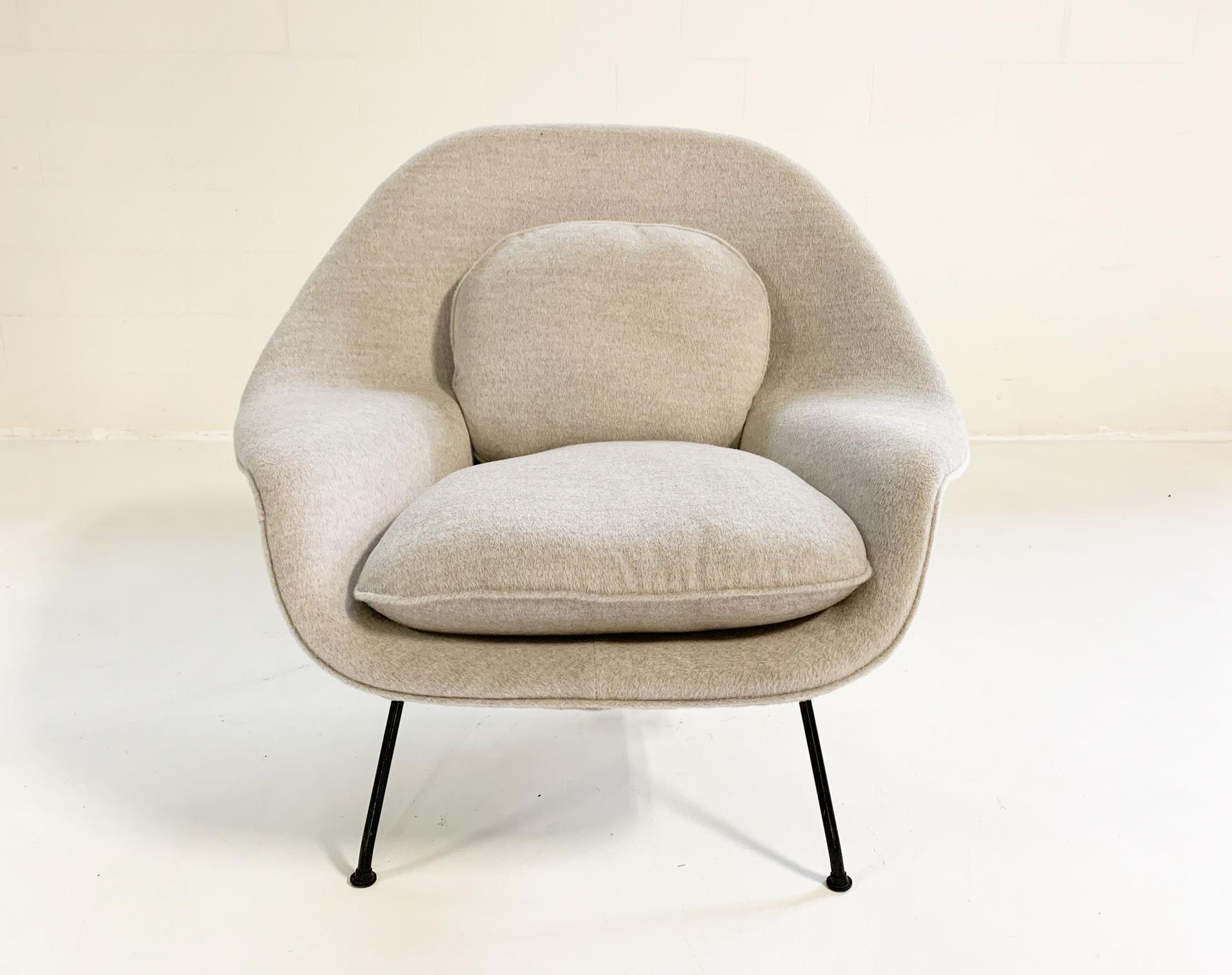 Eero Saarinen Womb Chair in Loro Piana Alpaca Wool 3