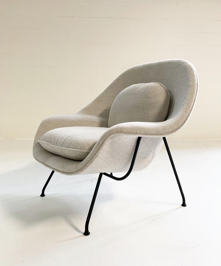 Eero Saarinen Womb Chair in Loro Piana Alpaca Wool For Sale 2