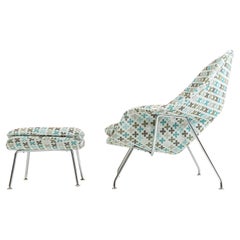 Eero Saarinen Womb Chair & Ottoman Medium in Alexander Girard Quatrefoil Fabric 