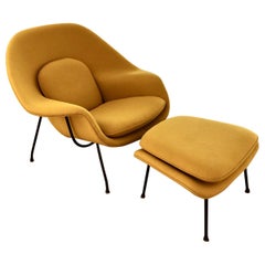 Eero Saarinen Style "Womb" Chair with Ottoman