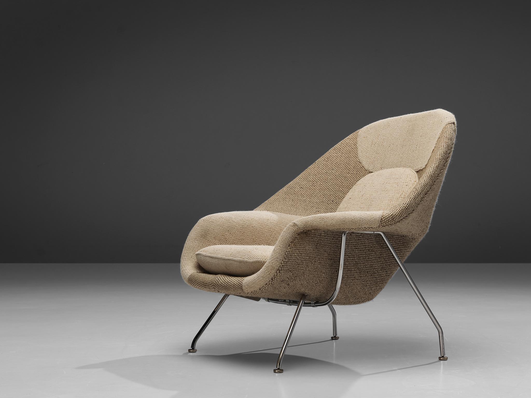 Eero Saarinen 'Womb' Chair with Ottoman in Original Off-White Fabric 2