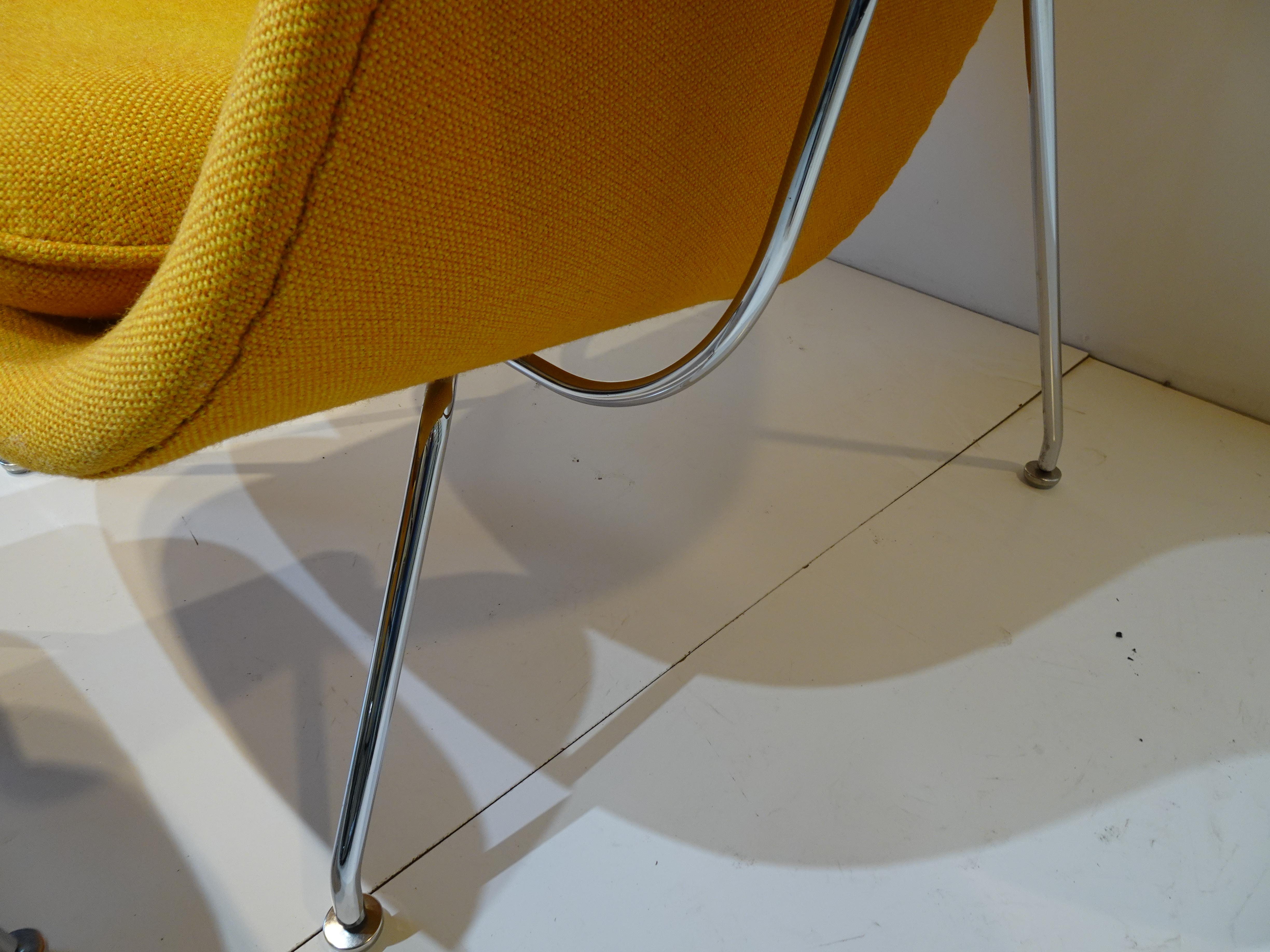 Eero Saarinen Womb Lounge Chair w/ Ottoman for Knoll 5
