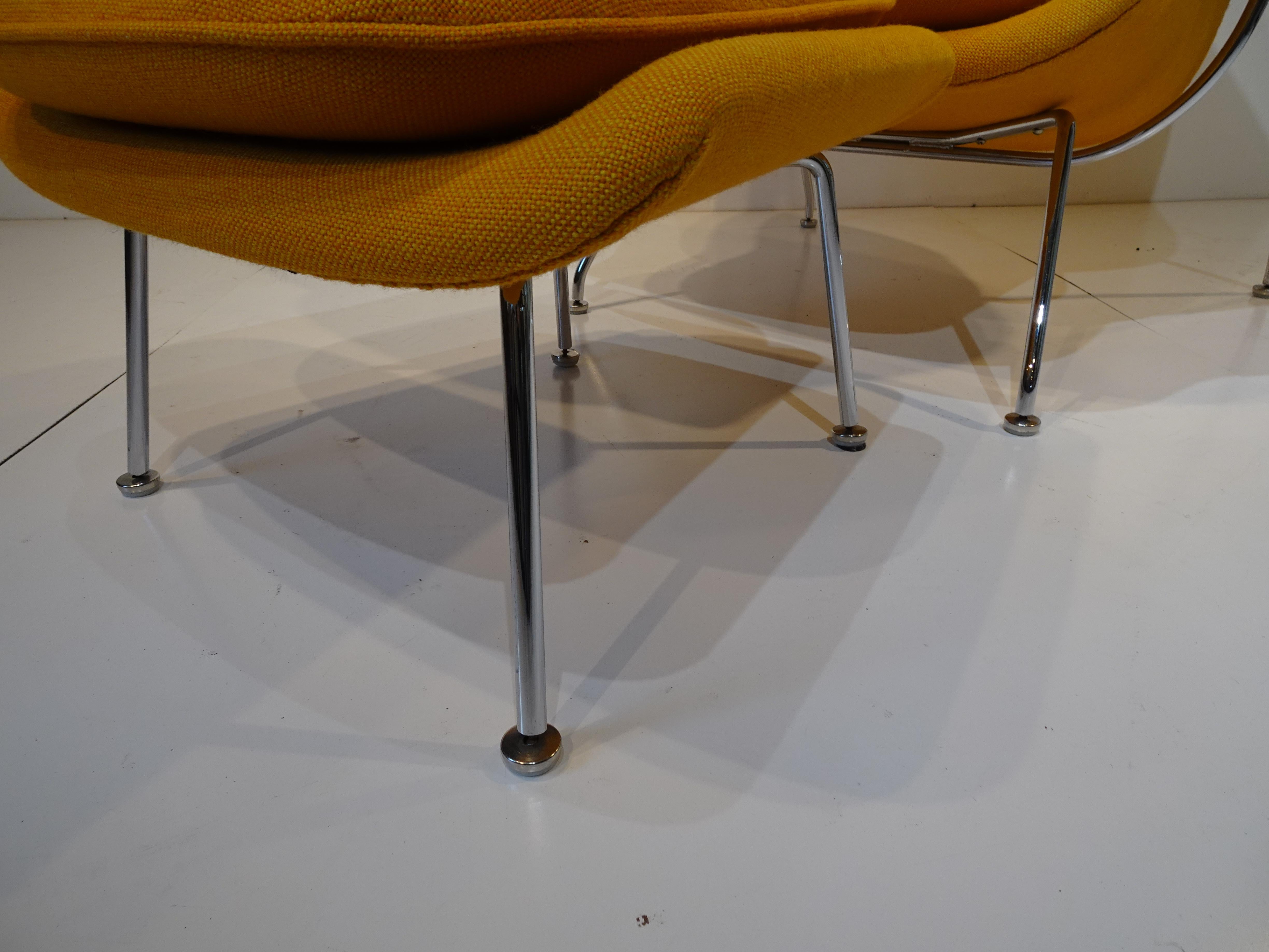 Eero Saarinen Womb Lounge Chair w/ Ottoman for Knoll 2