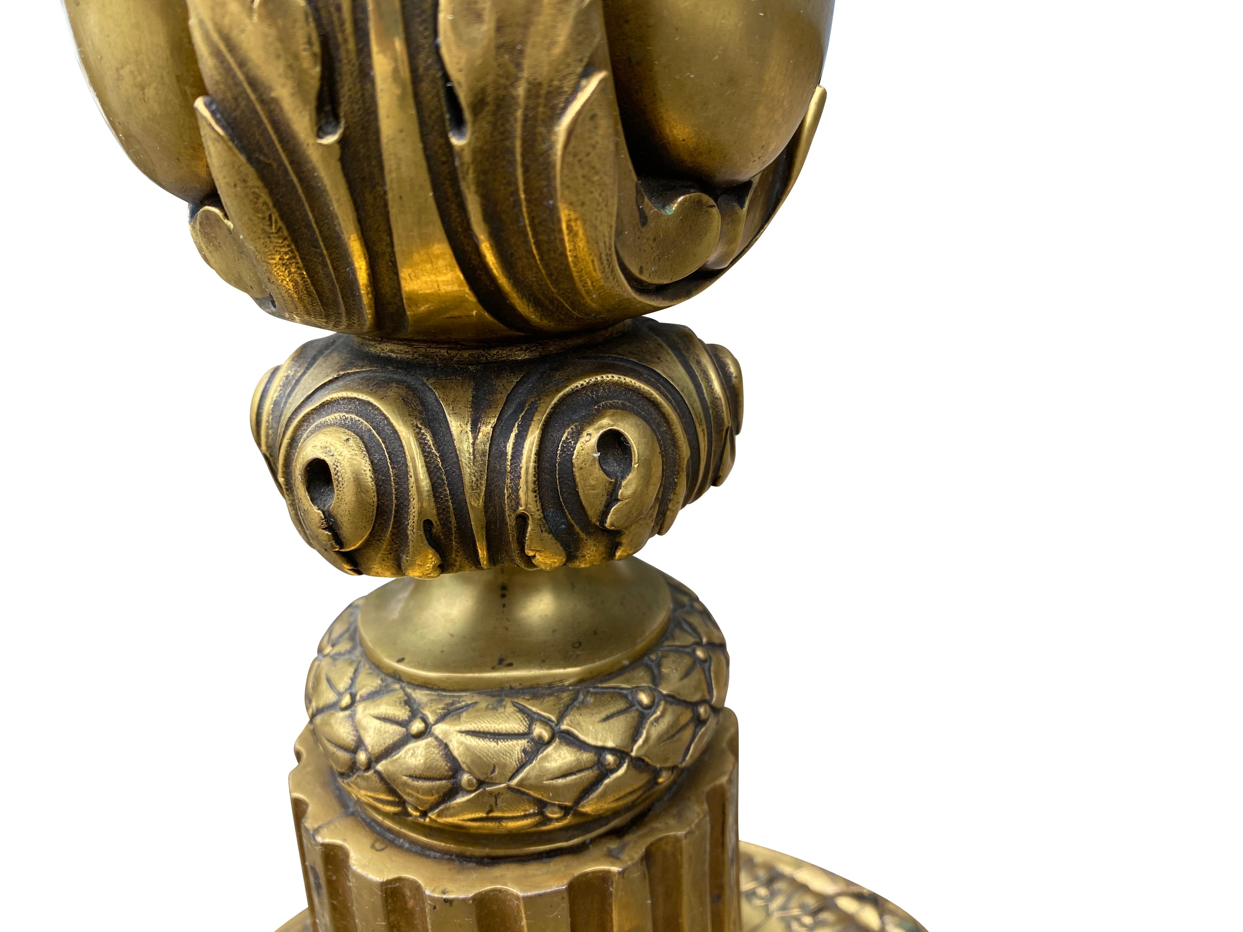 20ième siècle Lampadaire en bronze doré E.F Caldwell and Company en vente