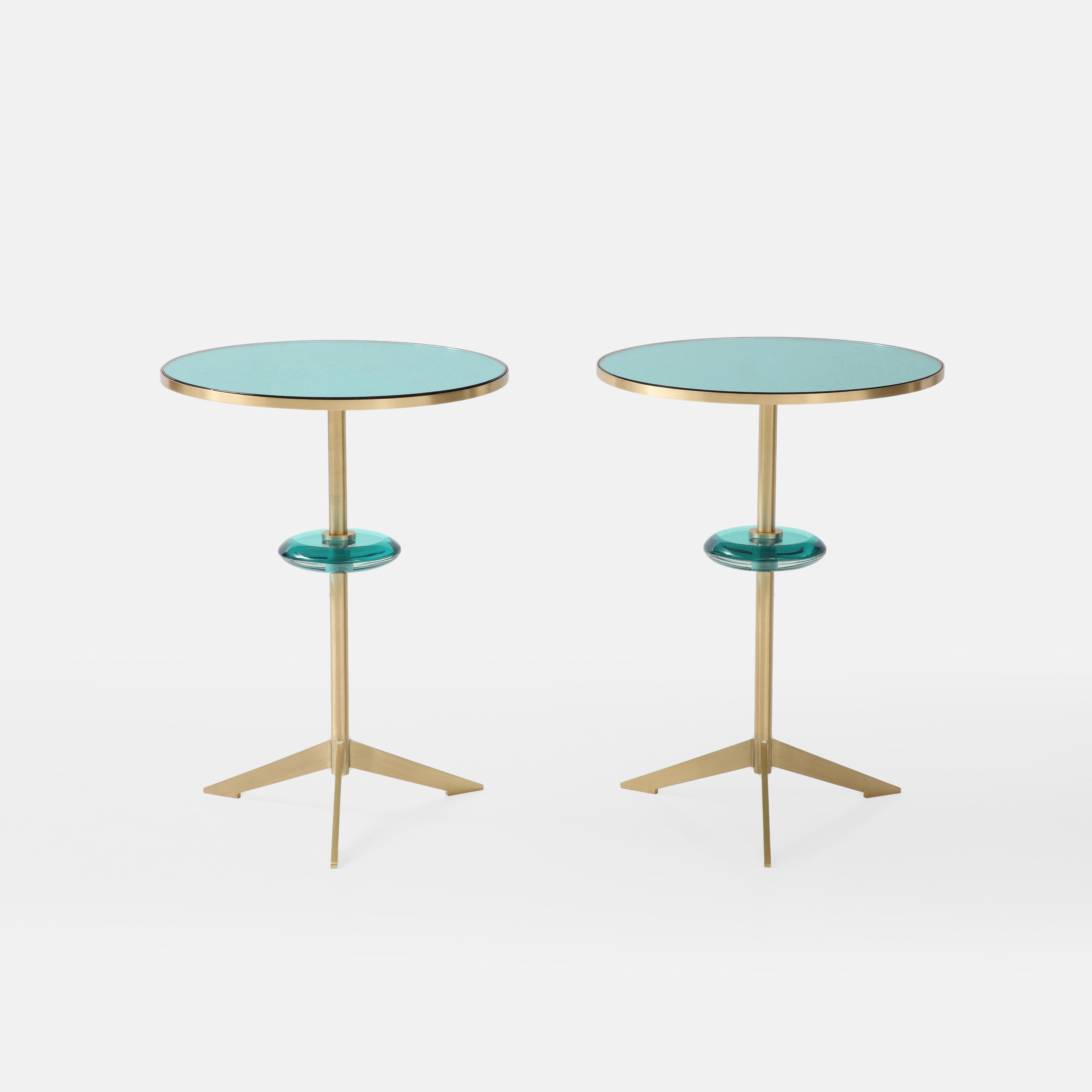 Mid-Century Modern Effetto Vetro Contemporary Custom Pair of Tripod Side Tables in Glass and Brass For Sale