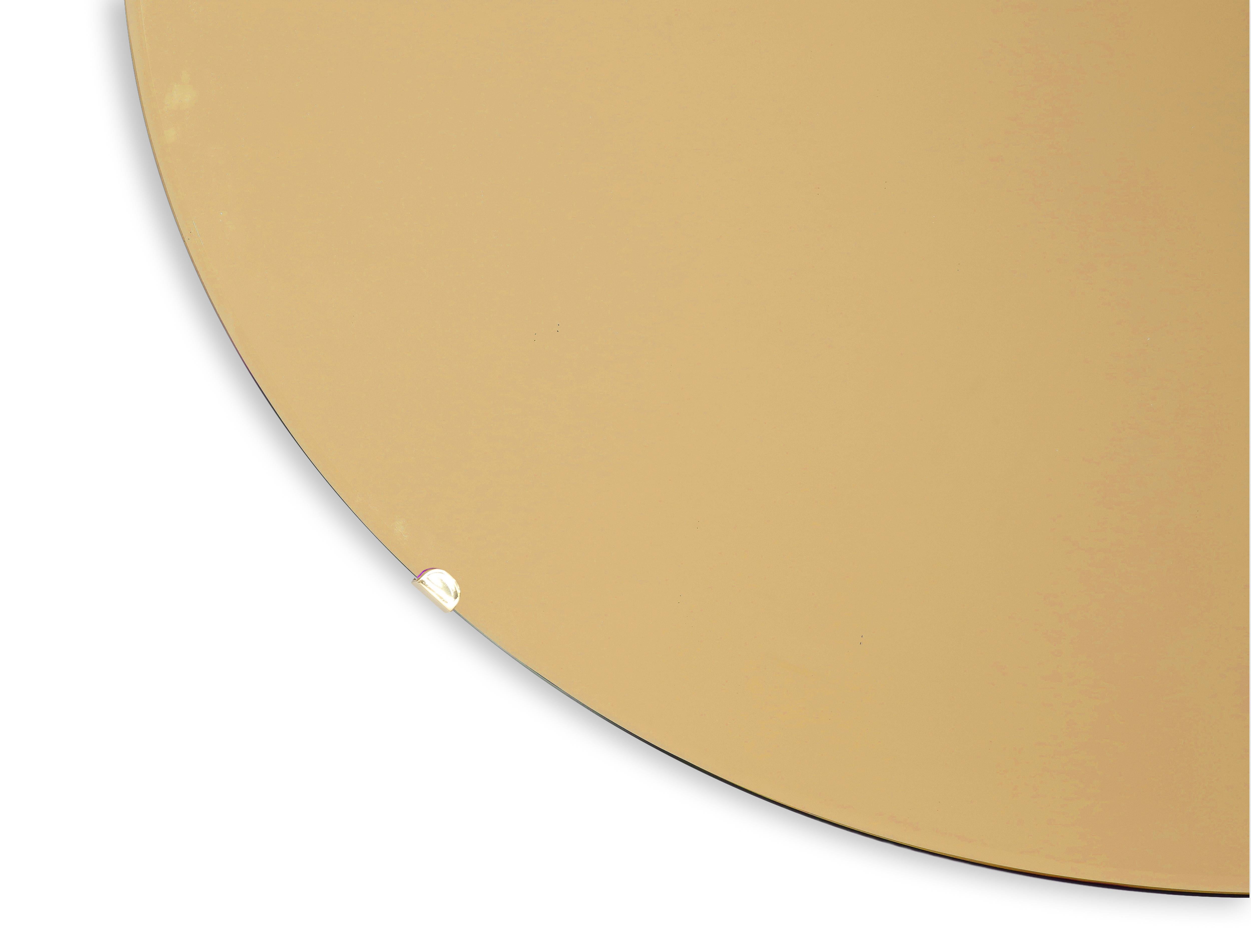 Argenté Effetto Vetro Contemporary Custom Sculptural Round Concave Mirror in Amber (miroir rond concave contemporain sur mesure)  en vente
