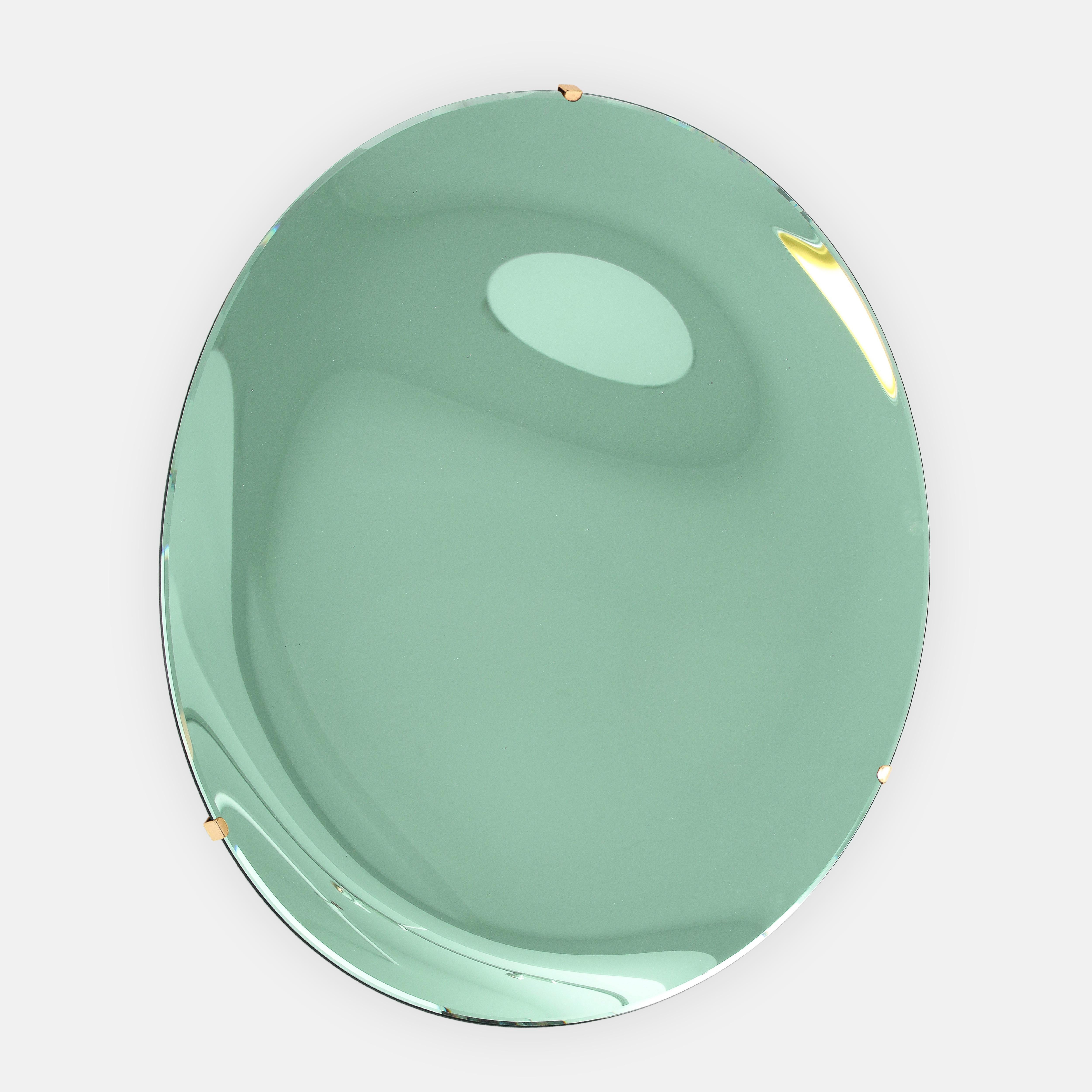 Mid-Century Modern Effetto Vetro Contemporary Custom Sculptural Round Concave Mirror in Green (miroir rond concave contemporain sur mesure)  en vente