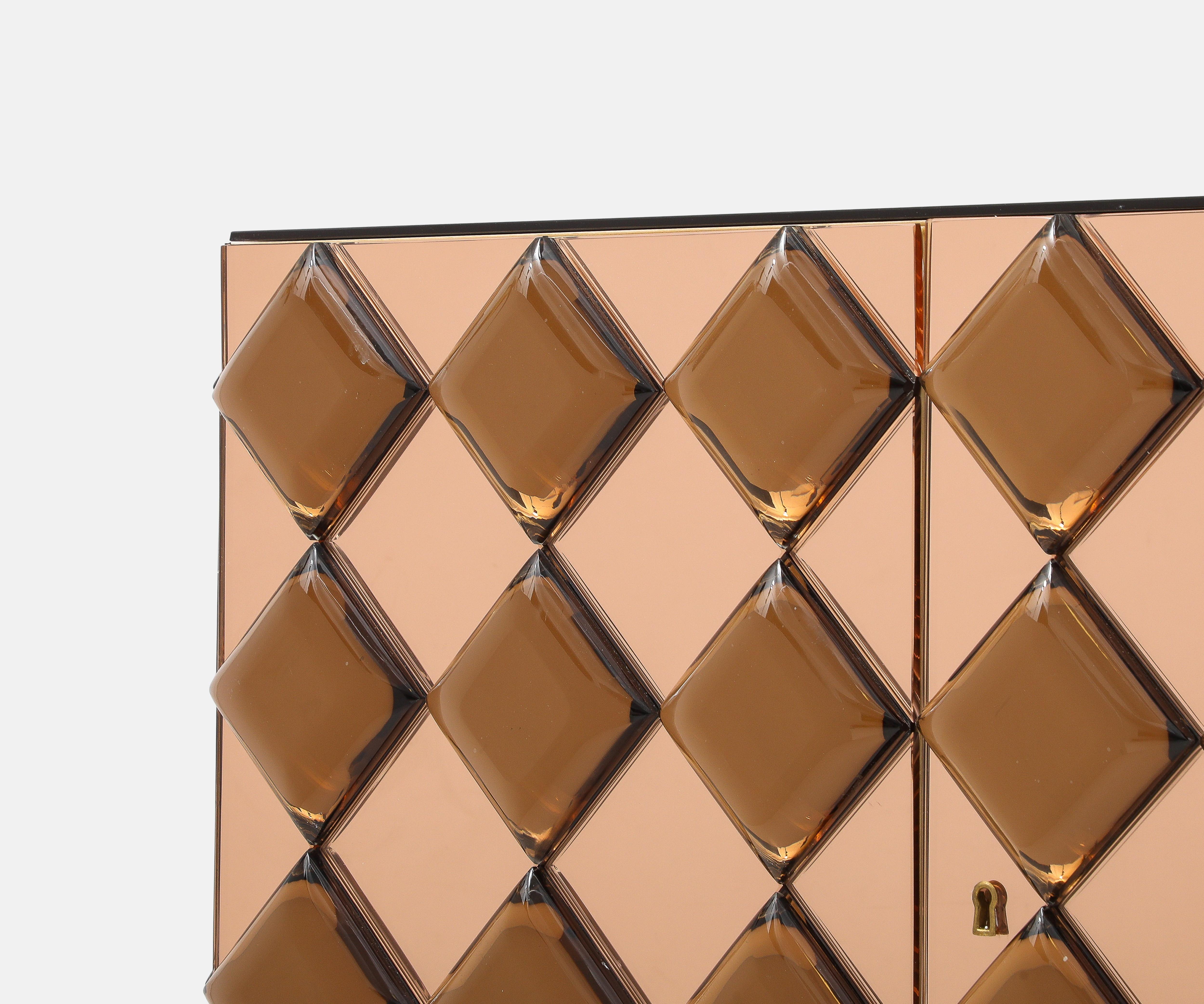 Effetto Vetro Contemporary Custom Two-Door Cabinet in Glass and Brass For Sale 6