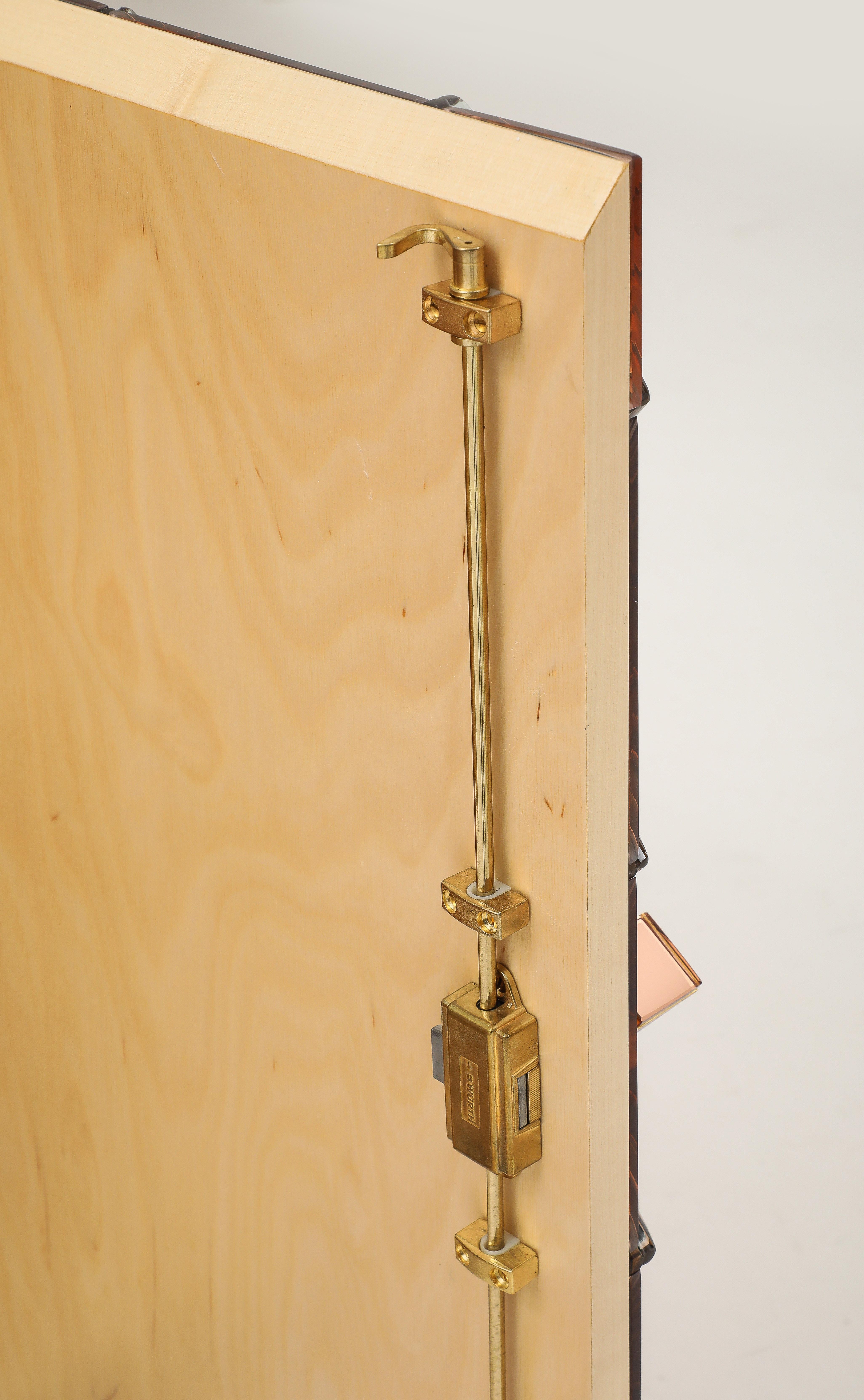 Effetto Vetro Contemporary Custom Two-Door Cabinet in Glass and Brass For Sale 12