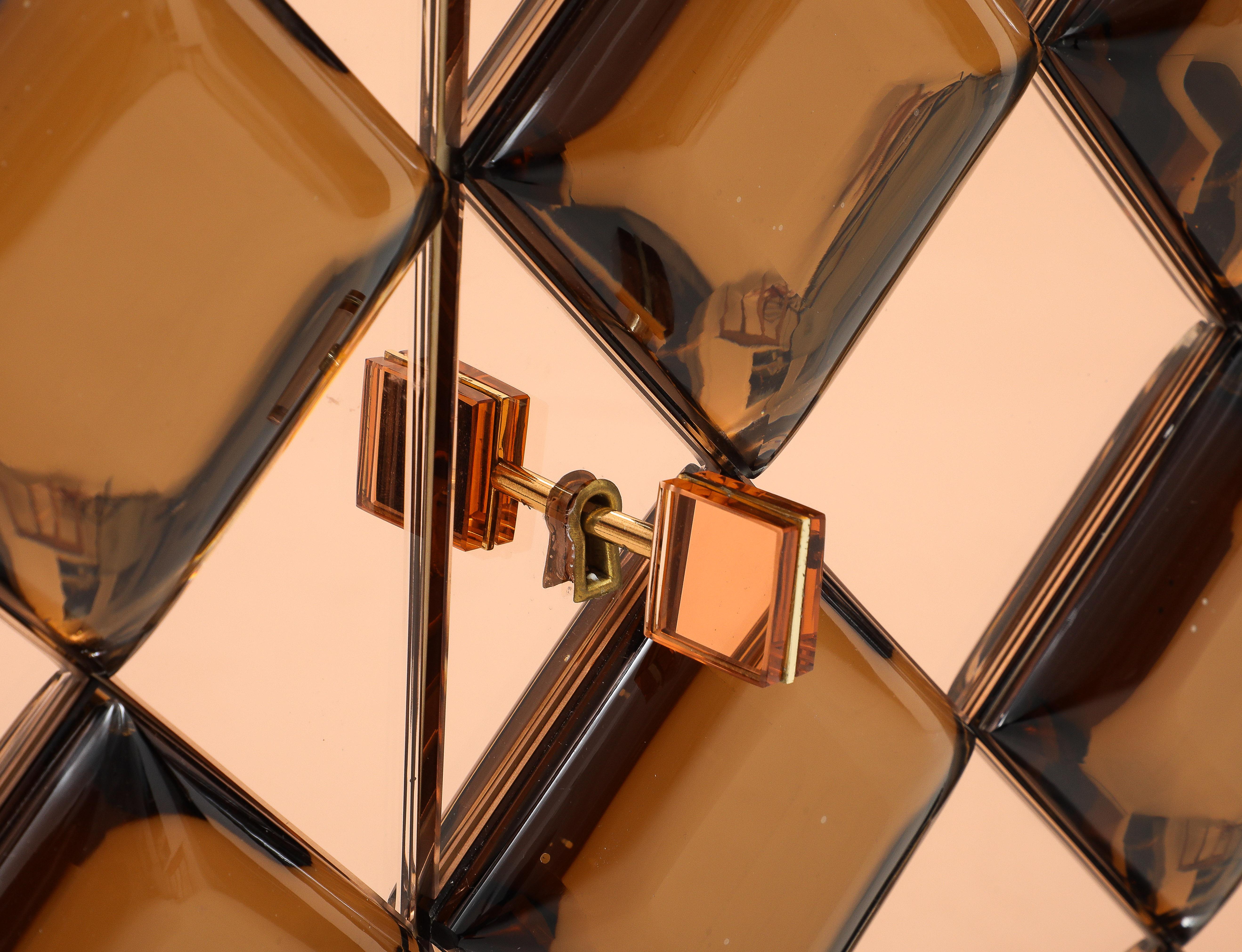 Effetto Vetro Contemporary Custom Two-Door Cabinet in Glass and Brass For Sale 14