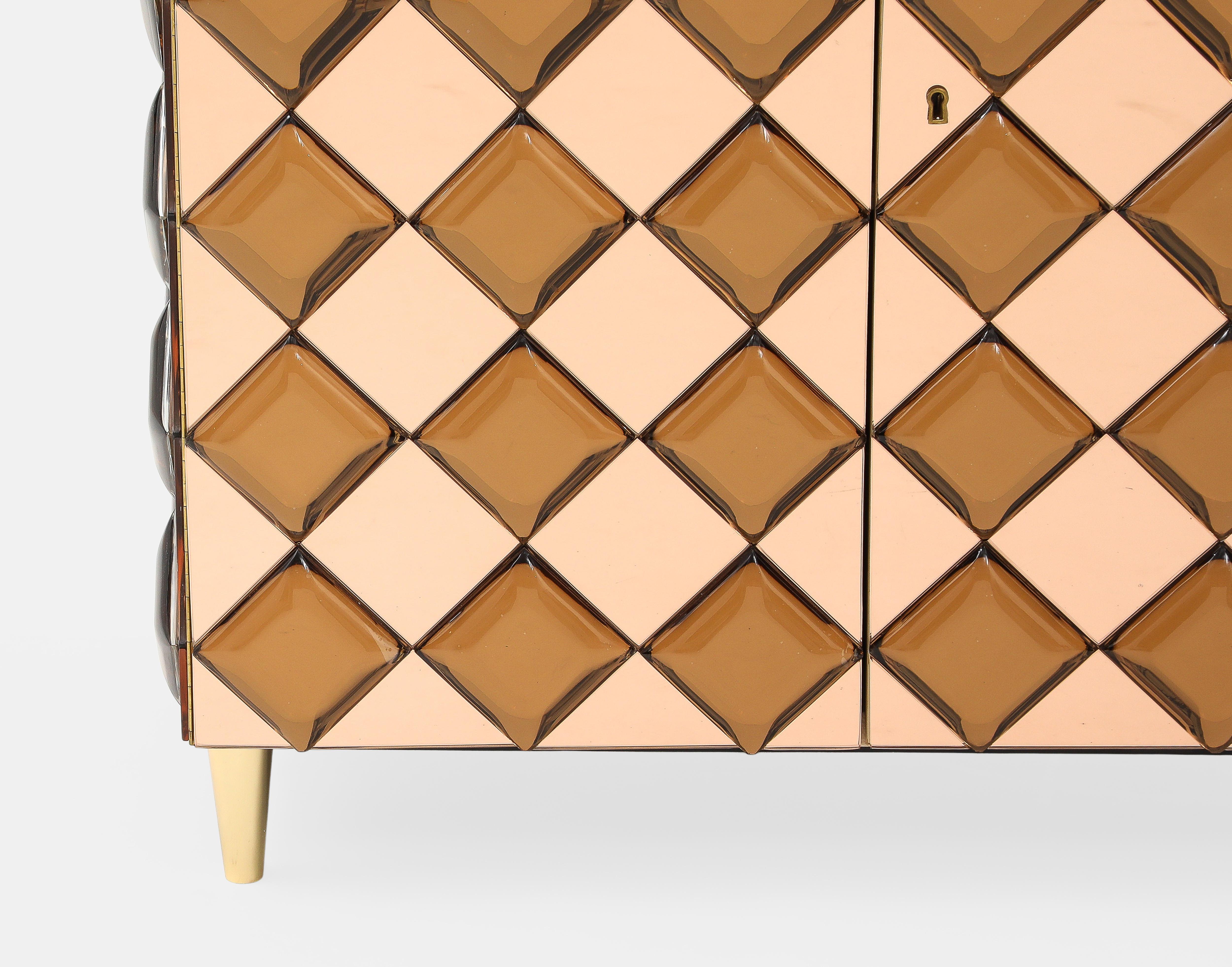 Effetto Vetro Contemporary Custom Two-Door Cabinet in Glass and Brass For Sale 3