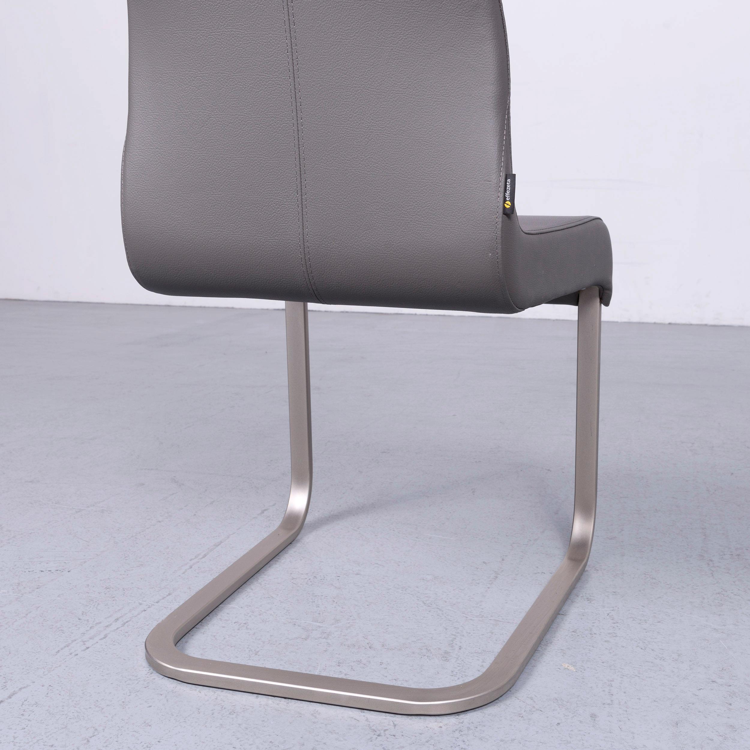 Effezeta Designer-Lederstuhl-Set in Grau, modernes, zeitloses Design (Deutsch)
