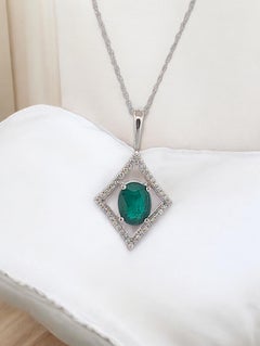 Effie  14k White Gold Emerald Necklace – 1.10 ct Green Emerald Pendant
