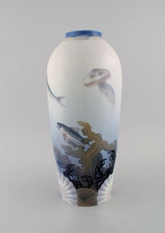 Effie Hegermann-Lindencrone, Bing & Grøndahl, Large Art Nouveau Porcelain Vase