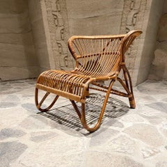Effortlessly Cool Modernist Viggo Boesen Fox Lounge Chair in Natural Rattan 1936