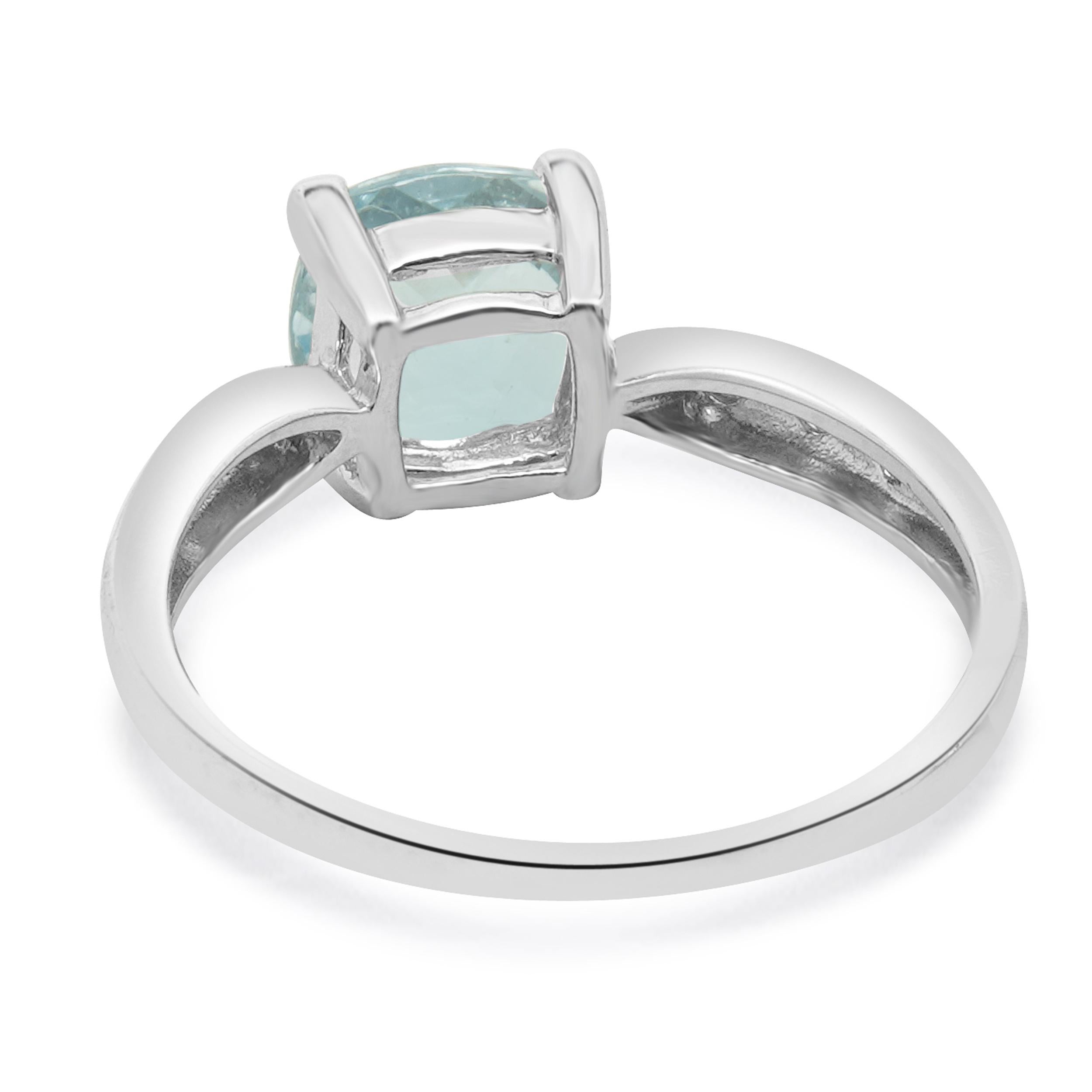 Taglio cuscino Anello Effy in oro bianco 14 carati con acquamarina e diamanti in vendita