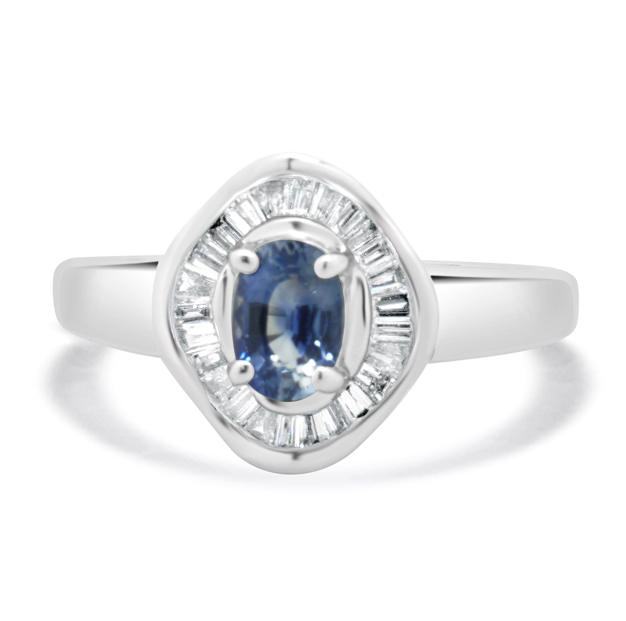 Effy 14 Karat Weißgold Saphir und Baguette Diamant Halo Ring im Angebot