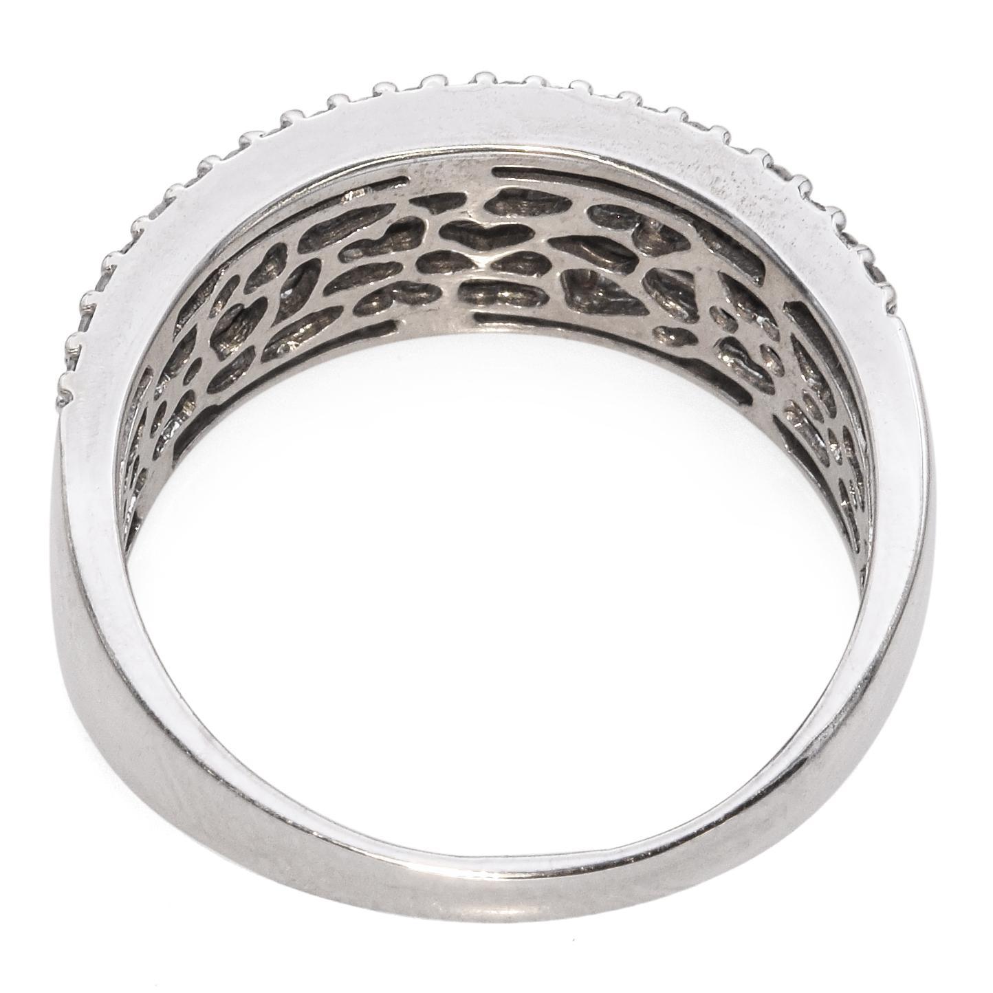 EFFY Bague en or blanc 14 carats avec diamants 0,95 carat Unisexe en vente