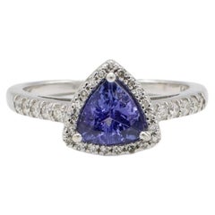 Effy 14K Weißgold Trillion Tansanit und natürlicher Diamant Halo Cocktail Ring