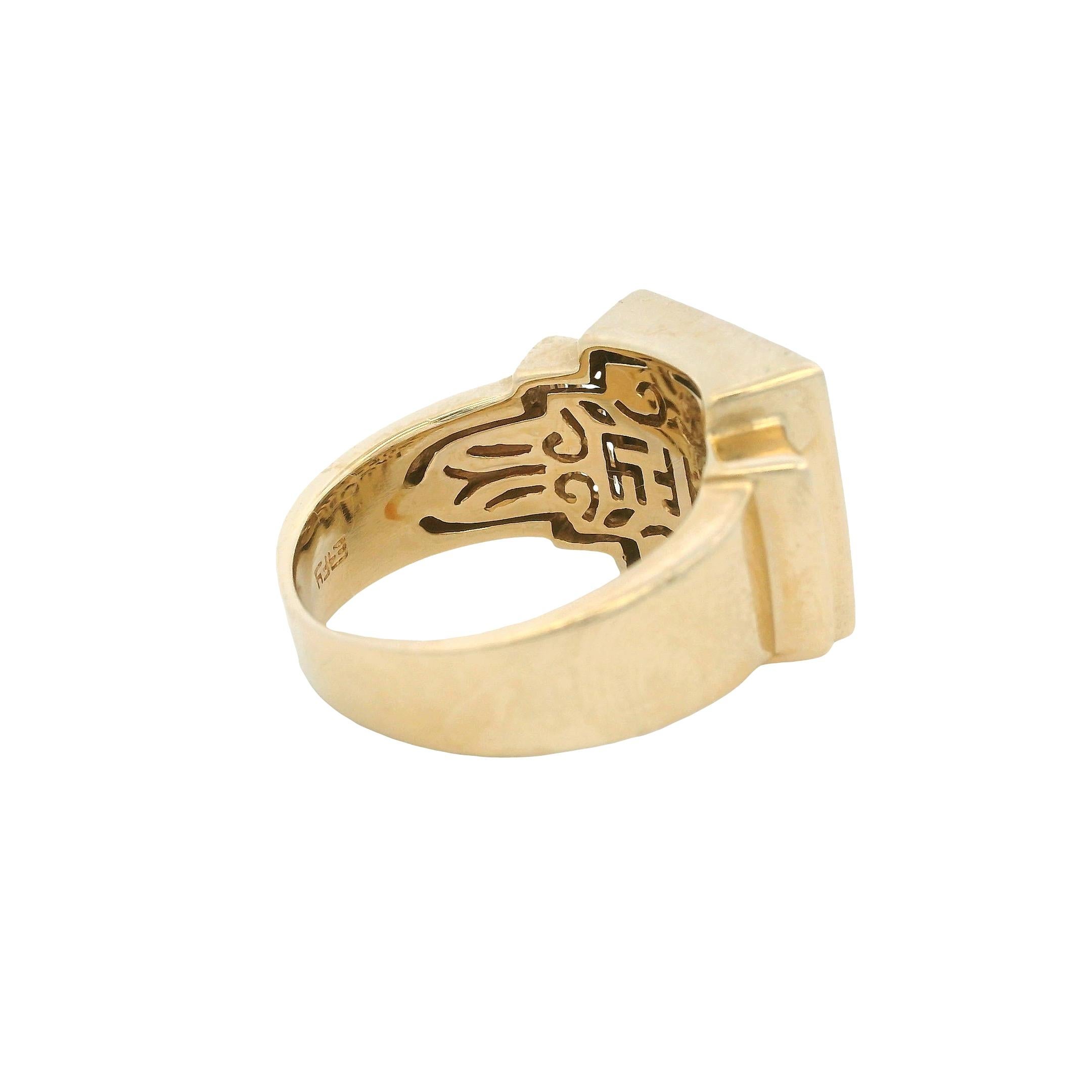 Effy 14k Yellow Gold Panther Diamond Signet Ring For Sale 4