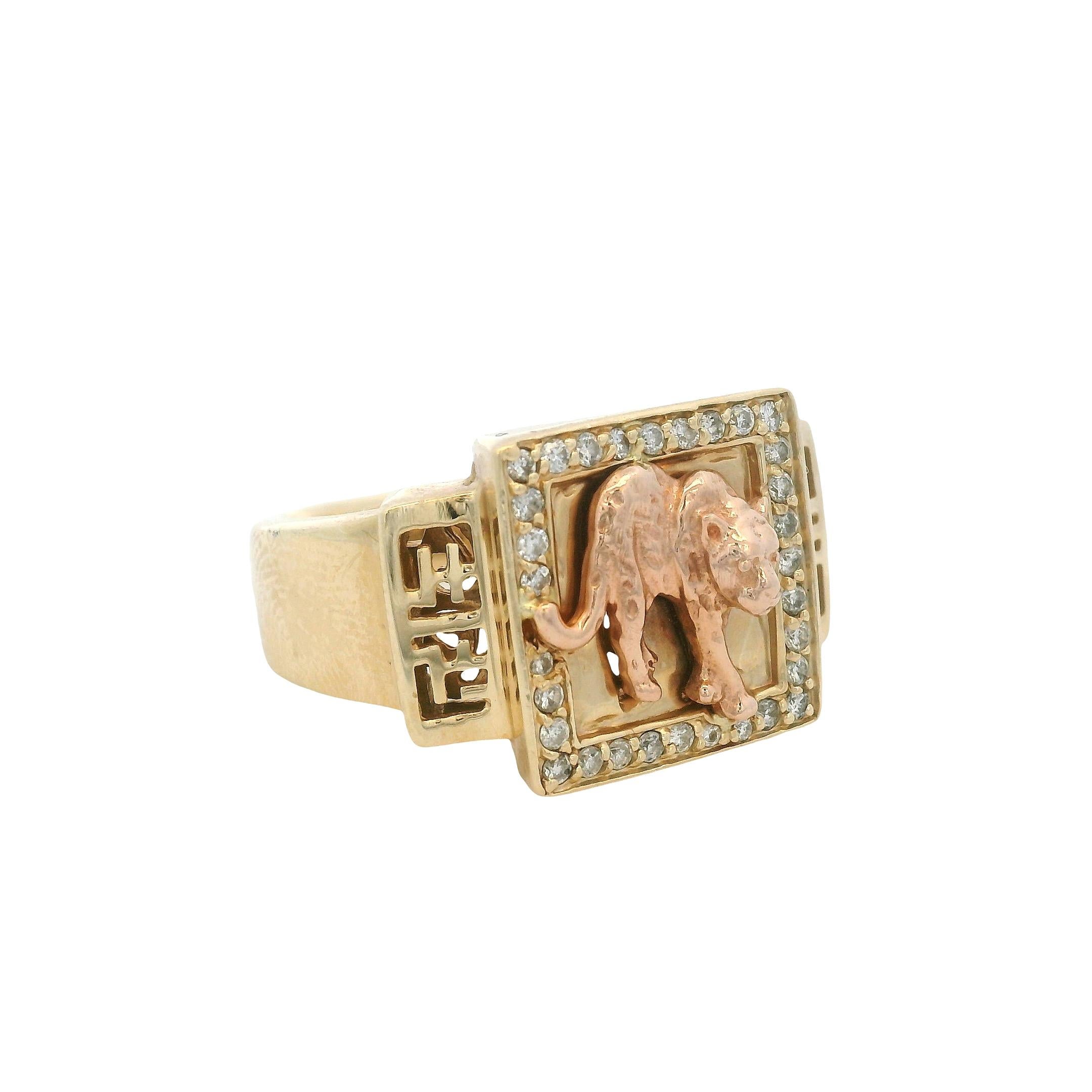 Effy 14k Yellow Gold Panther Diamond Signet Ring For Sale 7