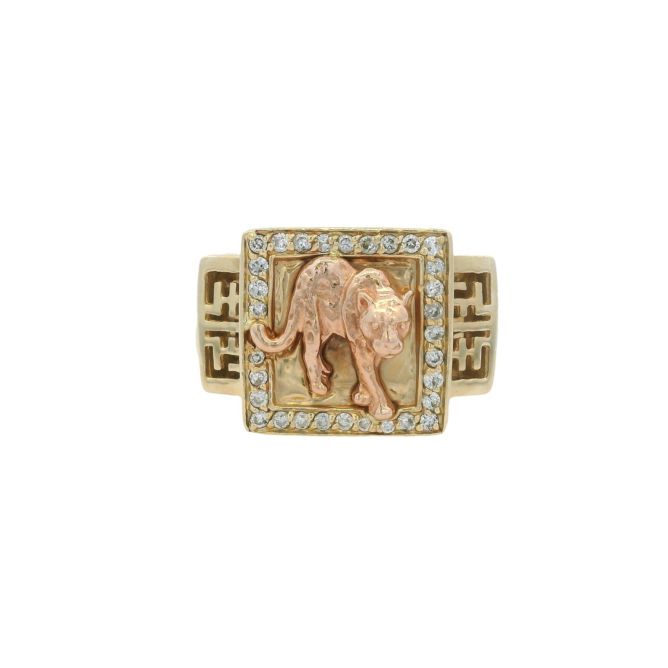 Modern Effy 14k Yellow Gold Panther Diamond Signet Ring For Sale