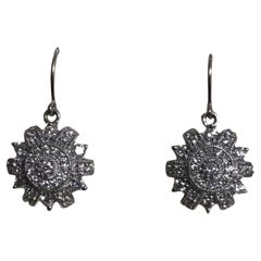 EFFY 18K White Gold 1.11 Carat Diamond Fashion Earrings Flower Crown New