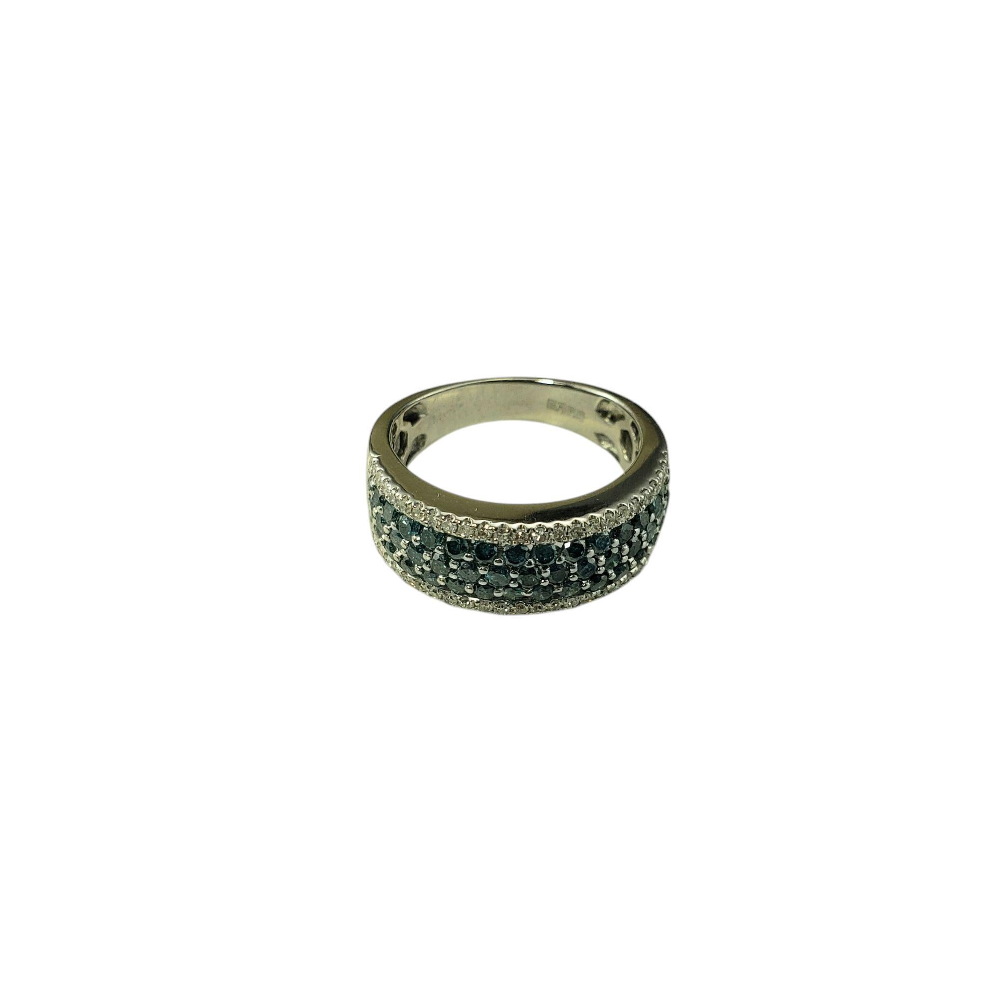 Effy Bella Bleu 14 Karat White Gold Blue and White Diamond Band Ring Size 7

This stunning band features 47 blue round cut diamonds and 48 round single cut diamonds set in classic 14K white gold.

Width: 8 mm. Shank: 4 mm.

Approximate total diamond
