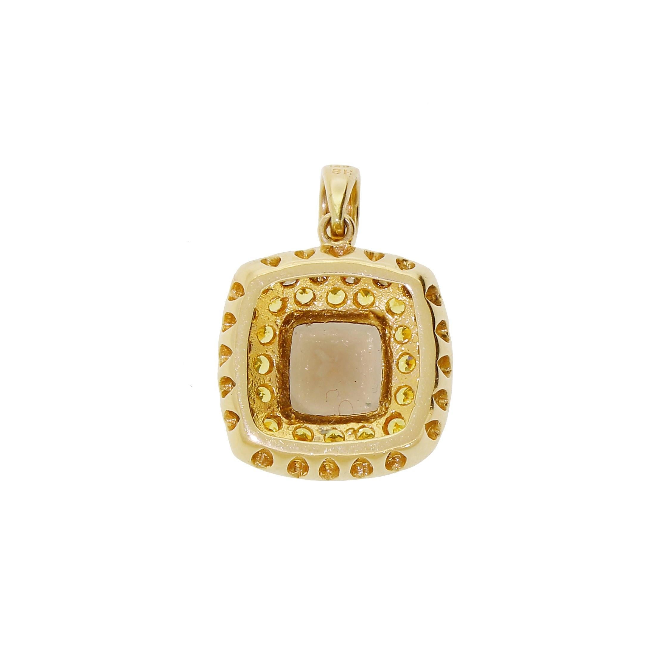This beautiful pendant has only been worn a few times, and then carefully stored in a box. As a result, this piece is in flawless, like-new condition. This gorgeous pendant is the result of designer Effy Hematian's obsession with quality and