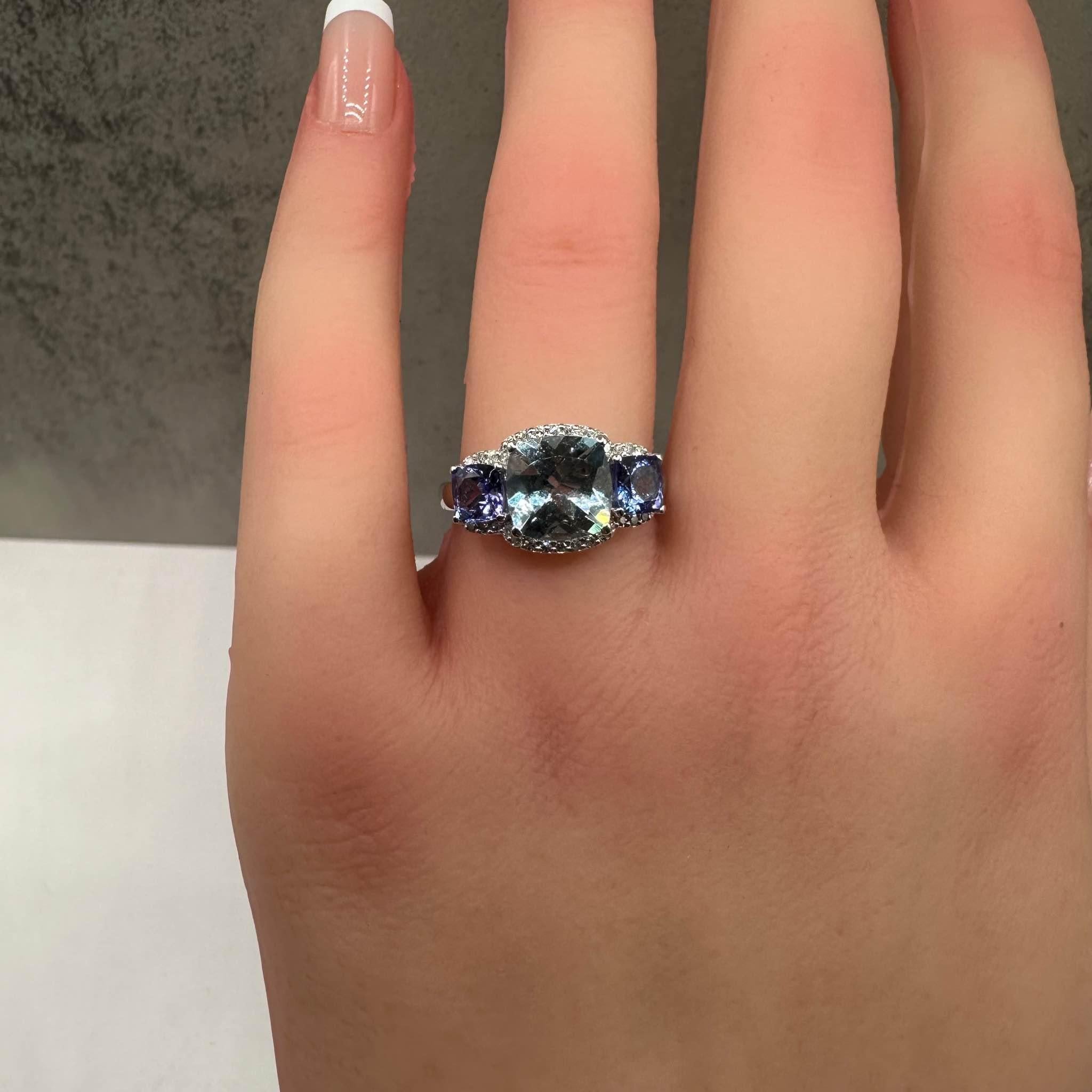 Effy Blue Multicolor Ring in 14kt Gold - 3.20ctw Aquamarine, Tanzanite, Diamonds In New Condition For Sale In West Hempstead, NY