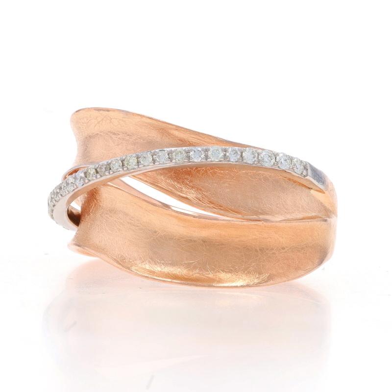 EFFY Diamond Crossover Band - Rose Gold 14k Round Brilliant .18ctw Wave Ring In Excellent Condition For Sale In Greensboro, NC