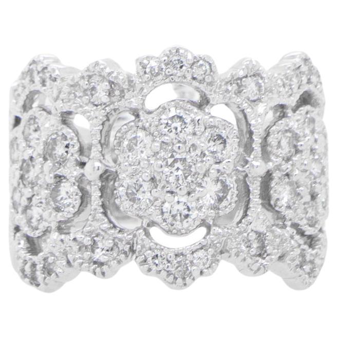 Effy Diamond Ring 3.50 Carats Total 18k White Gold For Sale