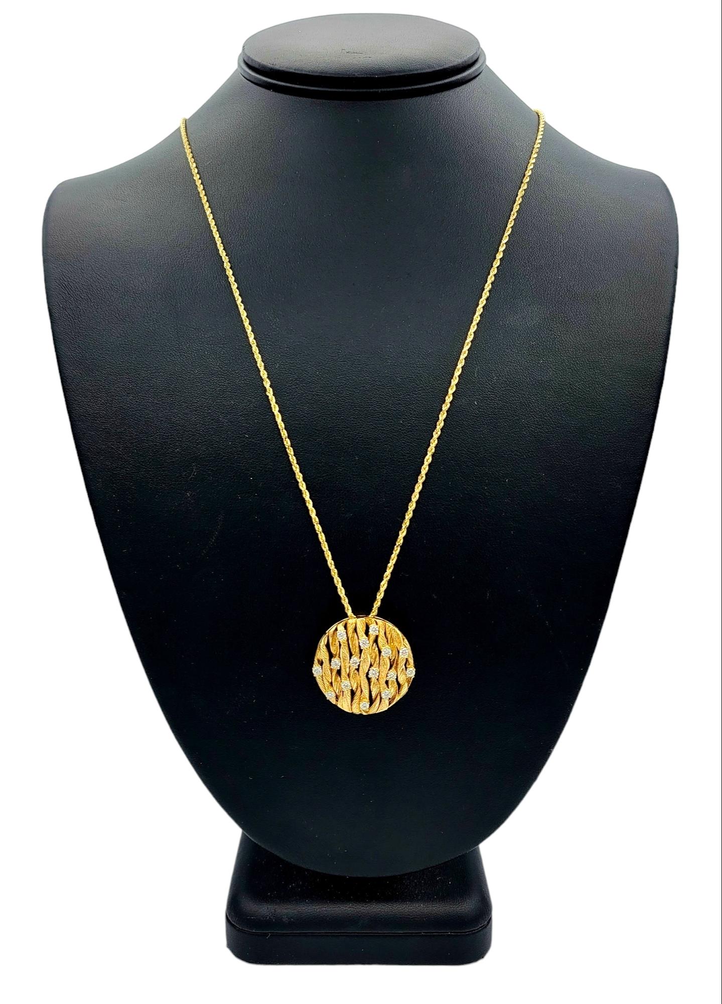 Effy D'Oro - Pendentif cercle en corde torsadée serti de diamants en or jaune 14 carats en vente 1