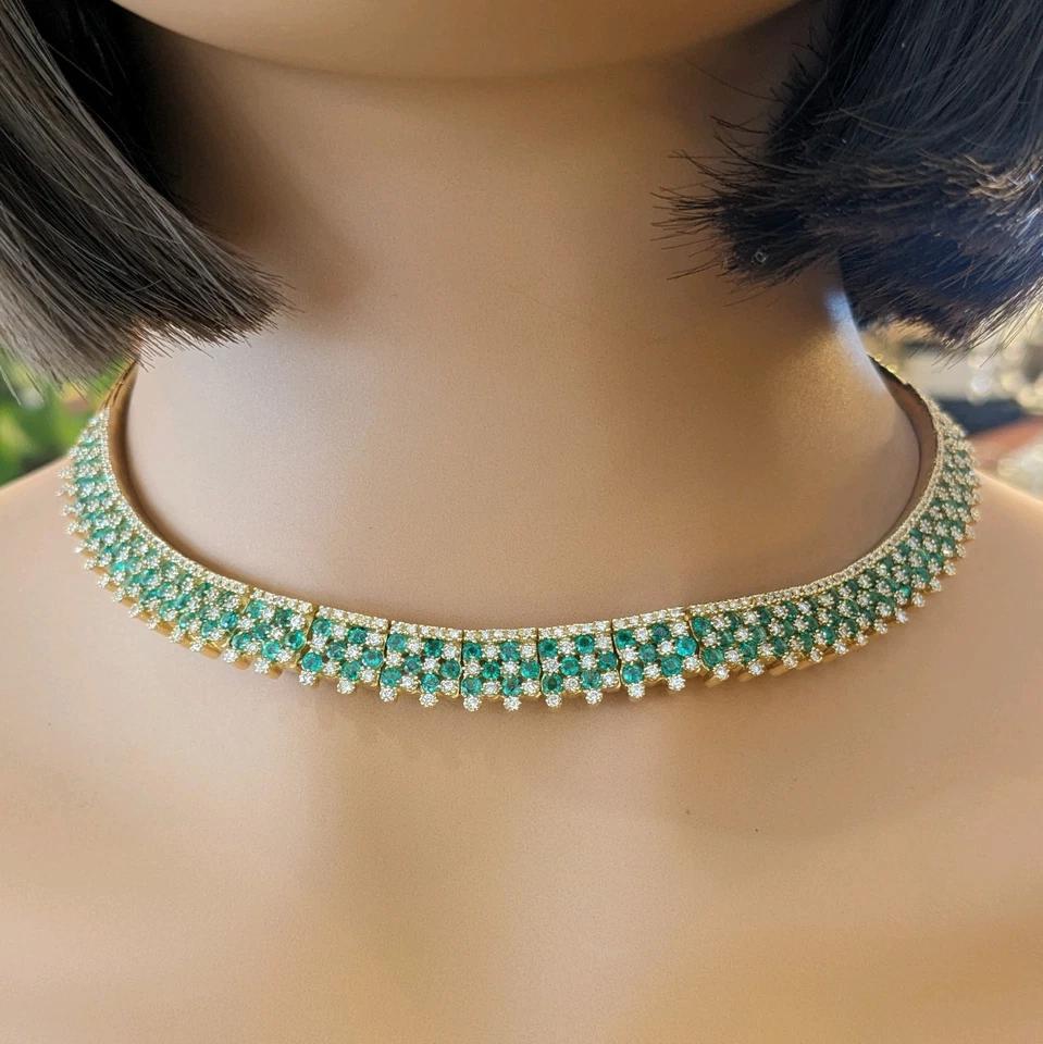 EFFY Emerald and Diamond Set - Necklace, Bracelet, Ring in 14k Yellow Gold

Effy Diamond and Emerald Set in 14k Yellow Gold features three pieces: Necklace, Bracelet and Ring

Choker Emerald and Diamond Necklace features a checkerboard design made