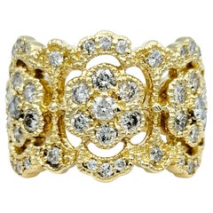 Used Effy Flower Motif Diamond Band Ring with Milgrain Design in 14 Karat Yellow Gold