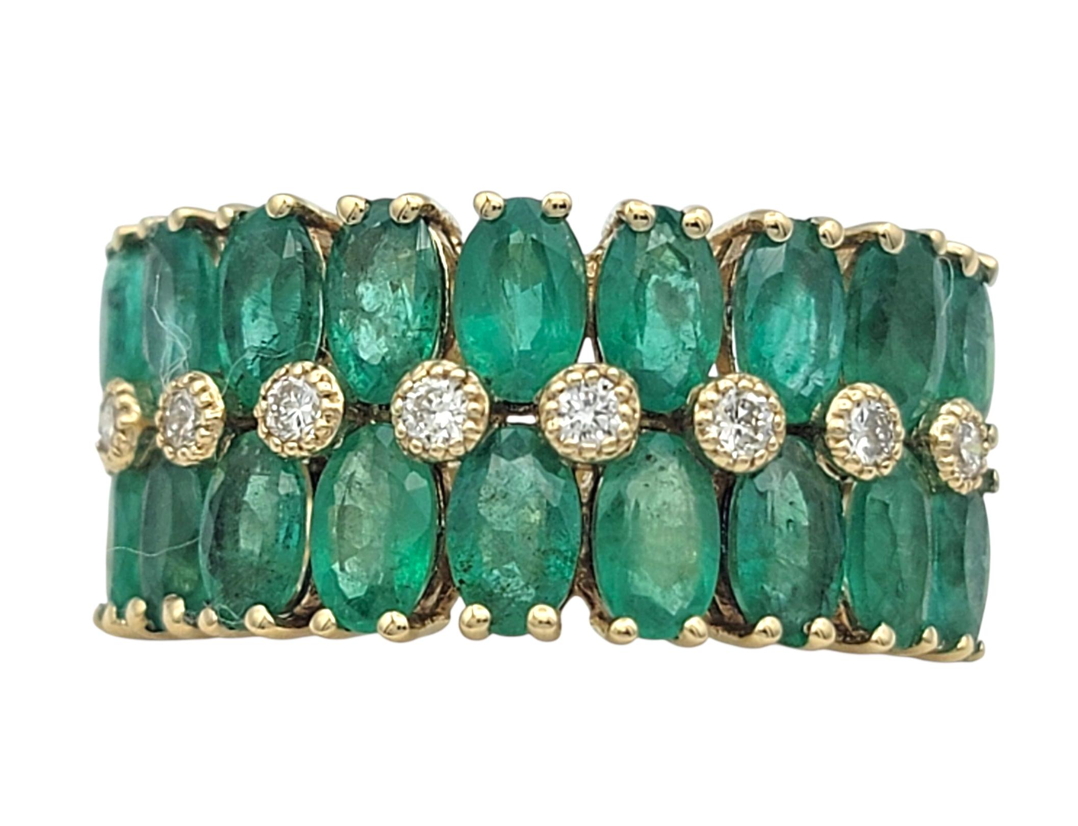 Contemporain Effy - Bague en or jaune 14 carats avec émeraude ovale à plusieurs rangs et diamant rond en vente