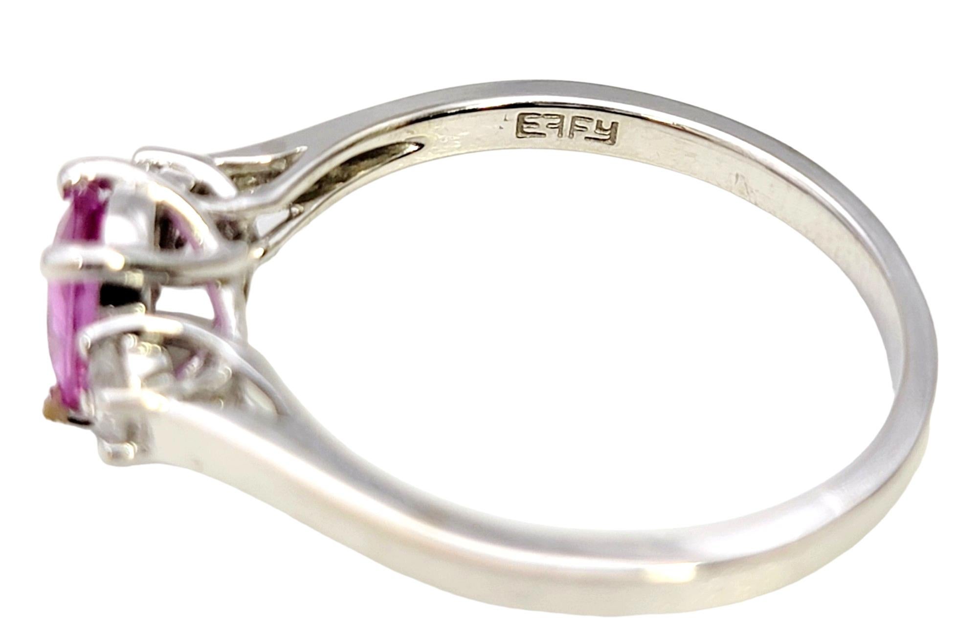 EFFY Bague à trois pierres en or blanc 14 carats avec saphir rose ovale et diamants Pour femmes en vente