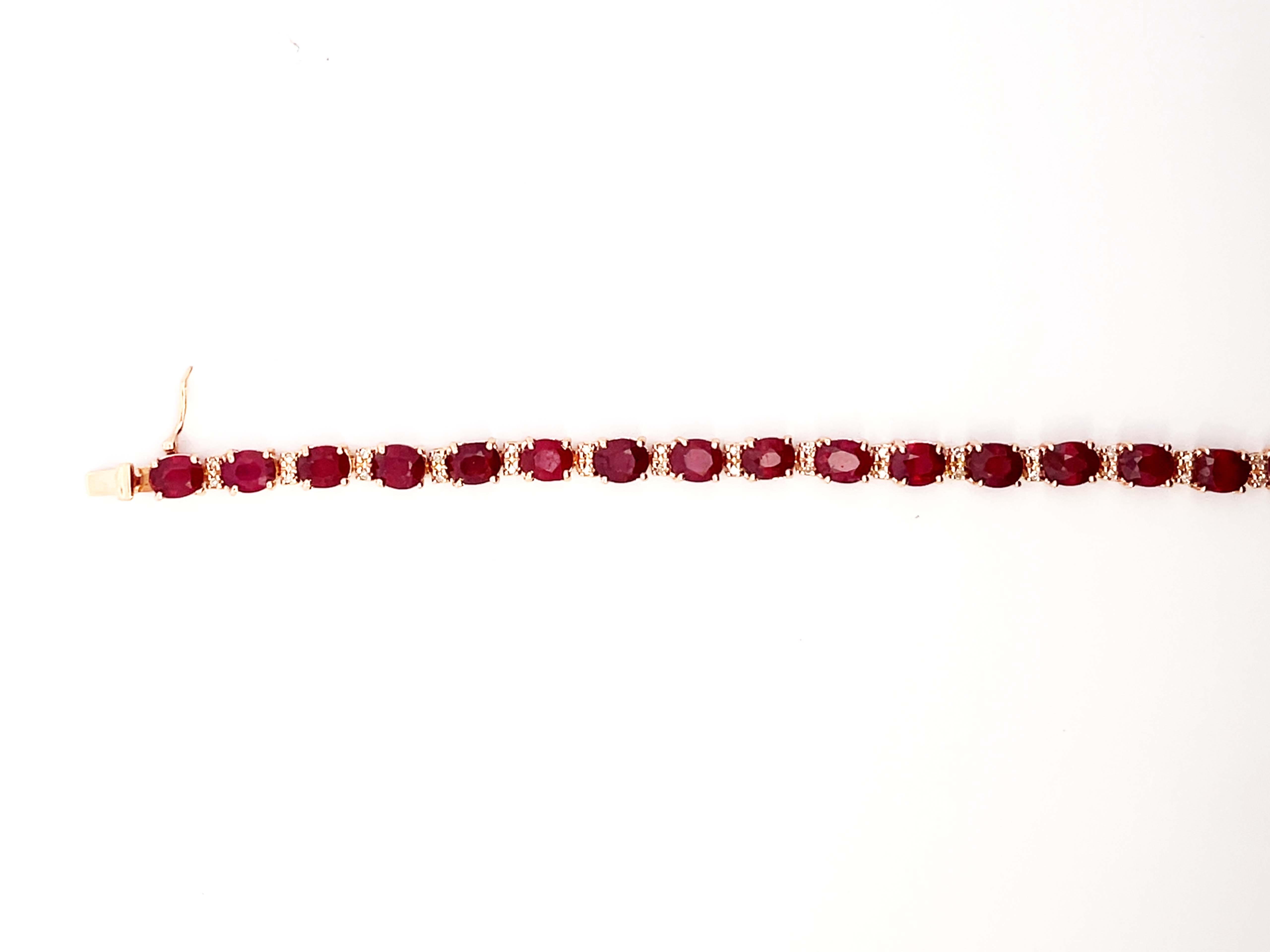 Effy Bracelet tennis en or rose 14 carats avec rubis rouge ovale et diamants en vente 2