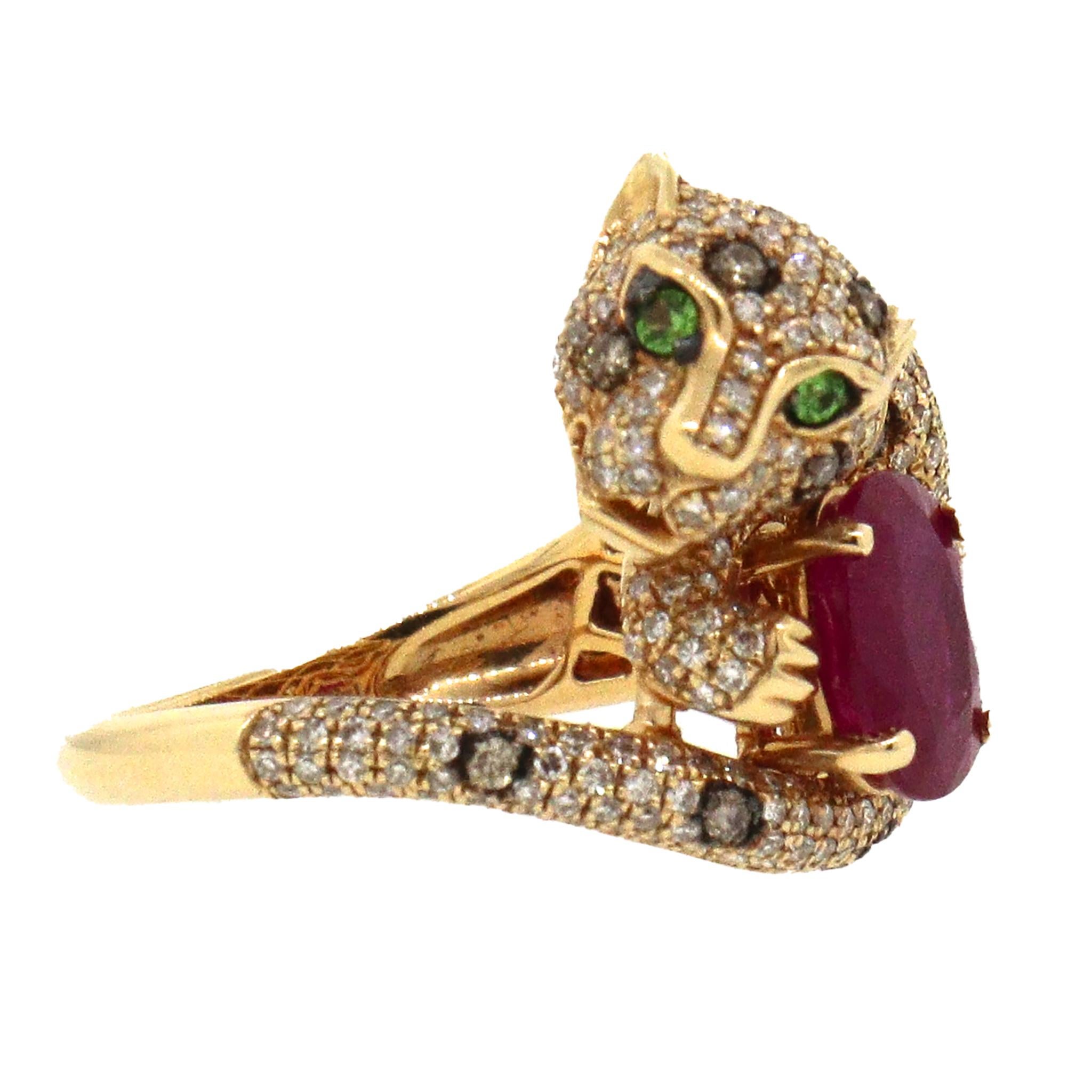 Effy Signature Panther Ruby, Diamond and Emerald Ring In Good Condition For Sale In New York, NY
