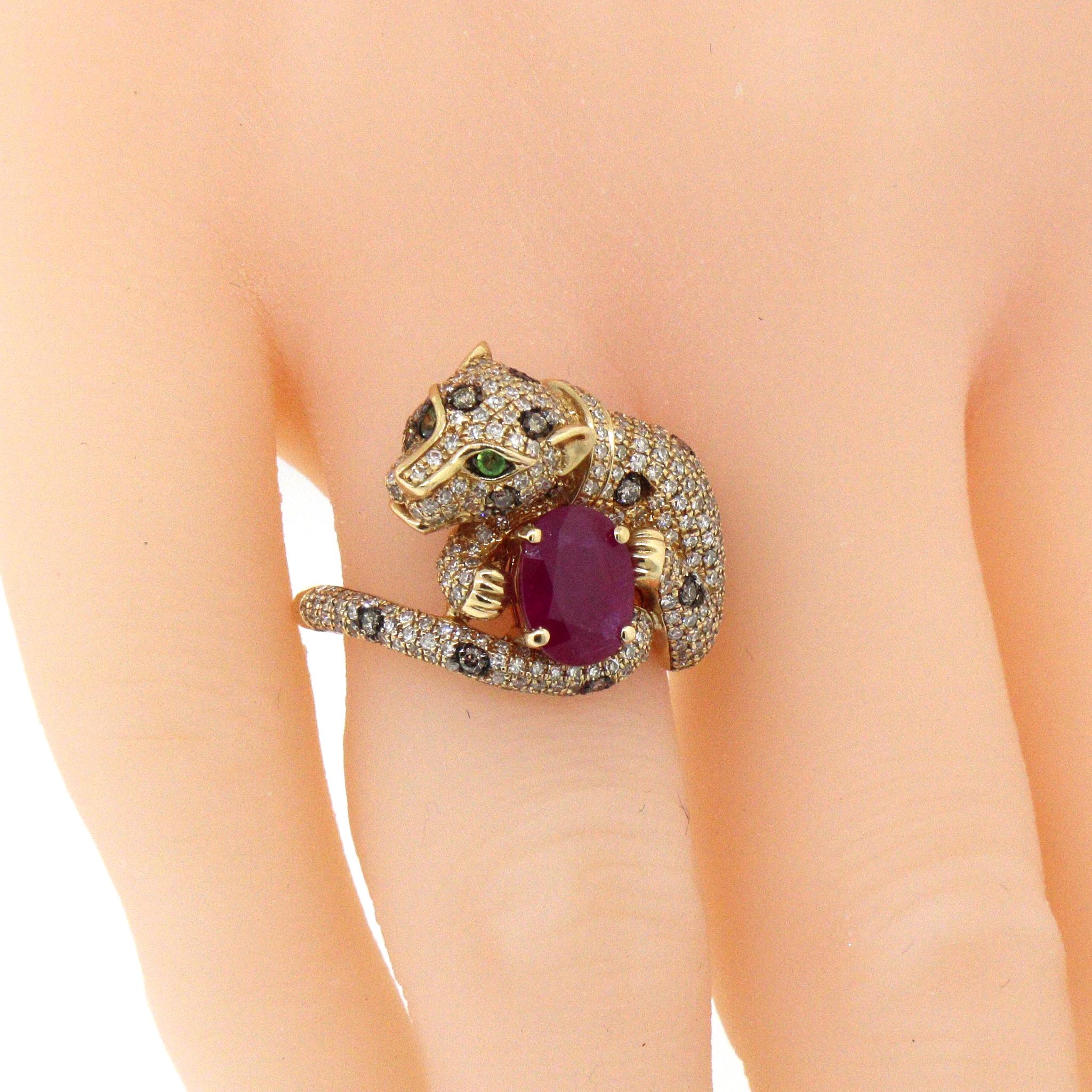 Effy Signature Panther Ruby, Diamond and Emerald Ring For Sale 2