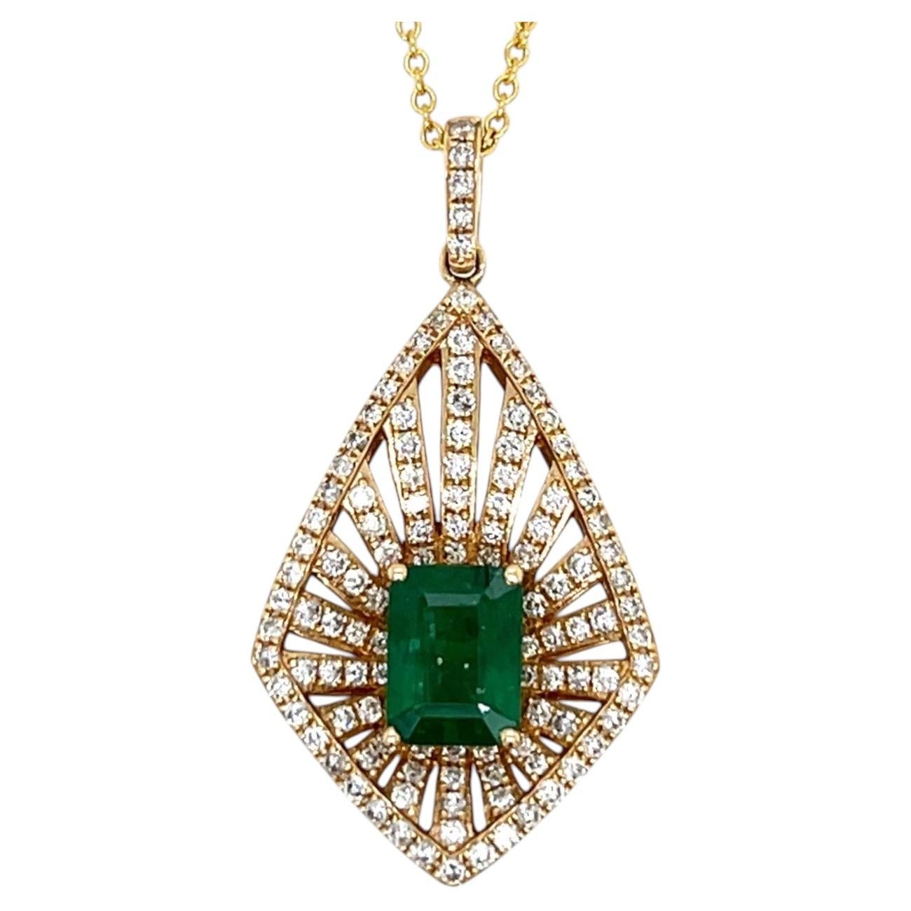 Does Effy use genuine gemstones?