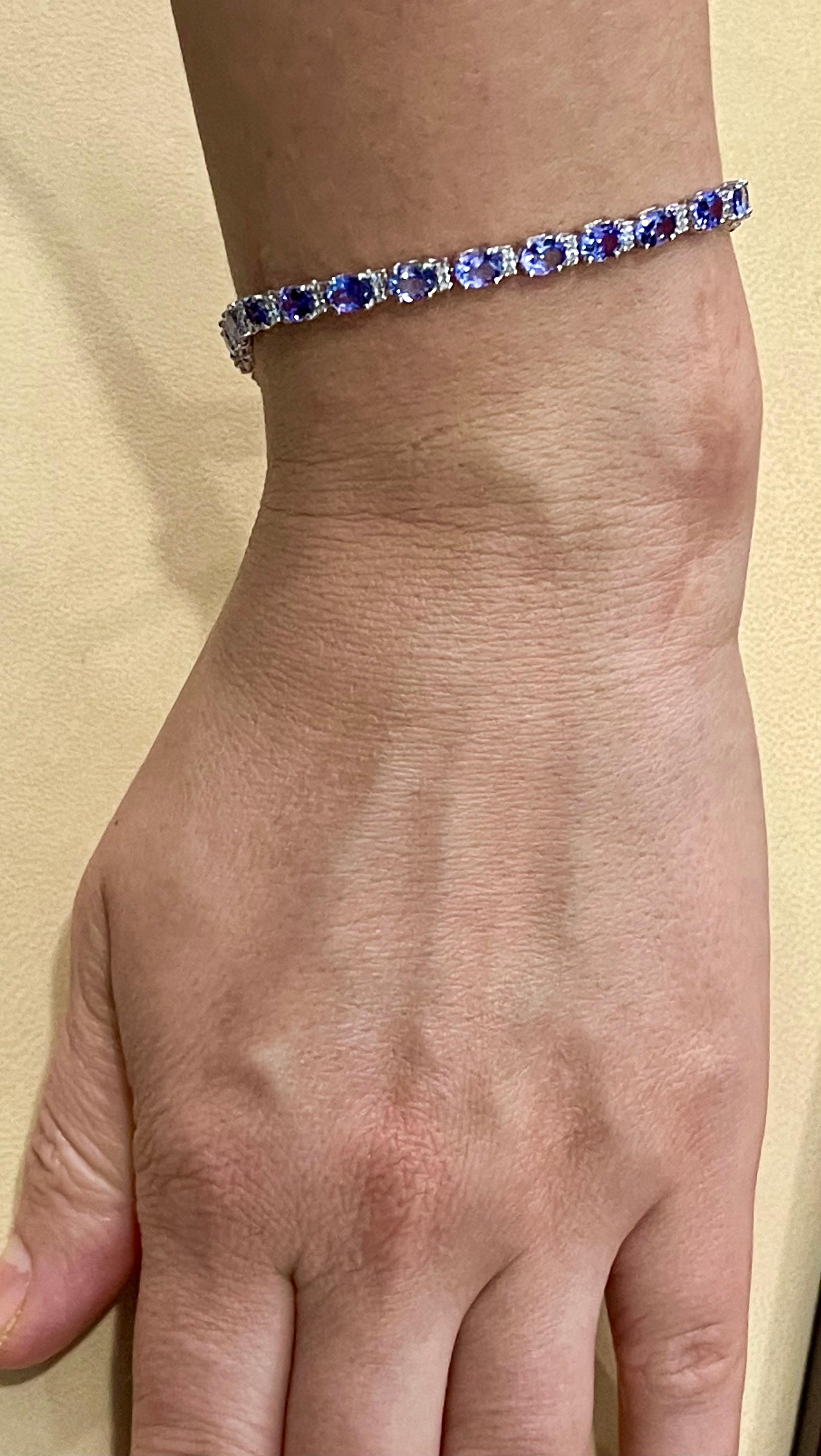 Effy's 9 Carat Tanzanite & .25 Carat Diamond Tennis Bracelet 14 Karat White Gold In New Condition In New York, NY