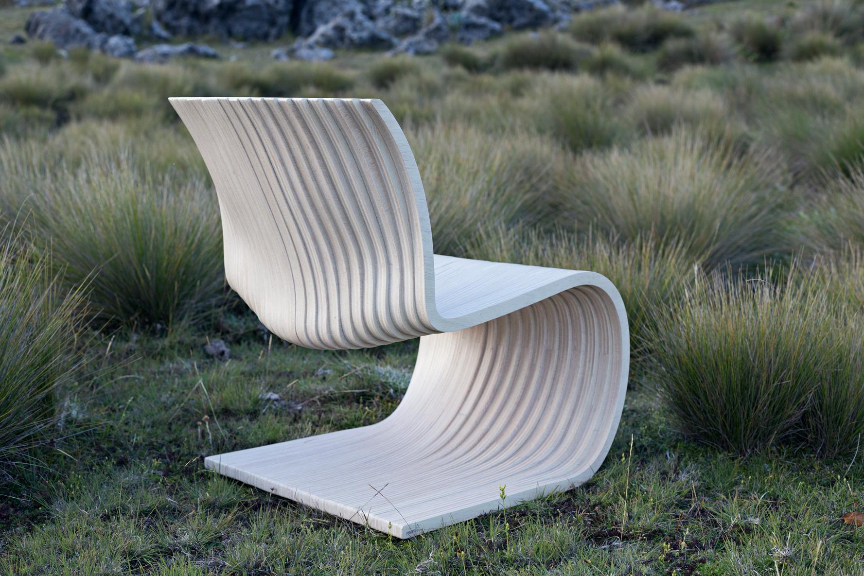 Chaise Efi S de Piegatto, une chaise longue sculpturale contemporaine en vente 2