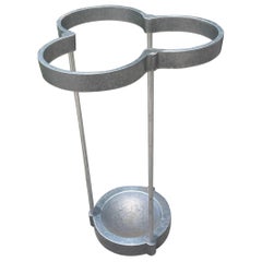 EFM 1990 C&E Emanuela Frattini
Parapluie moderniste de Magnusson Design/One
Support