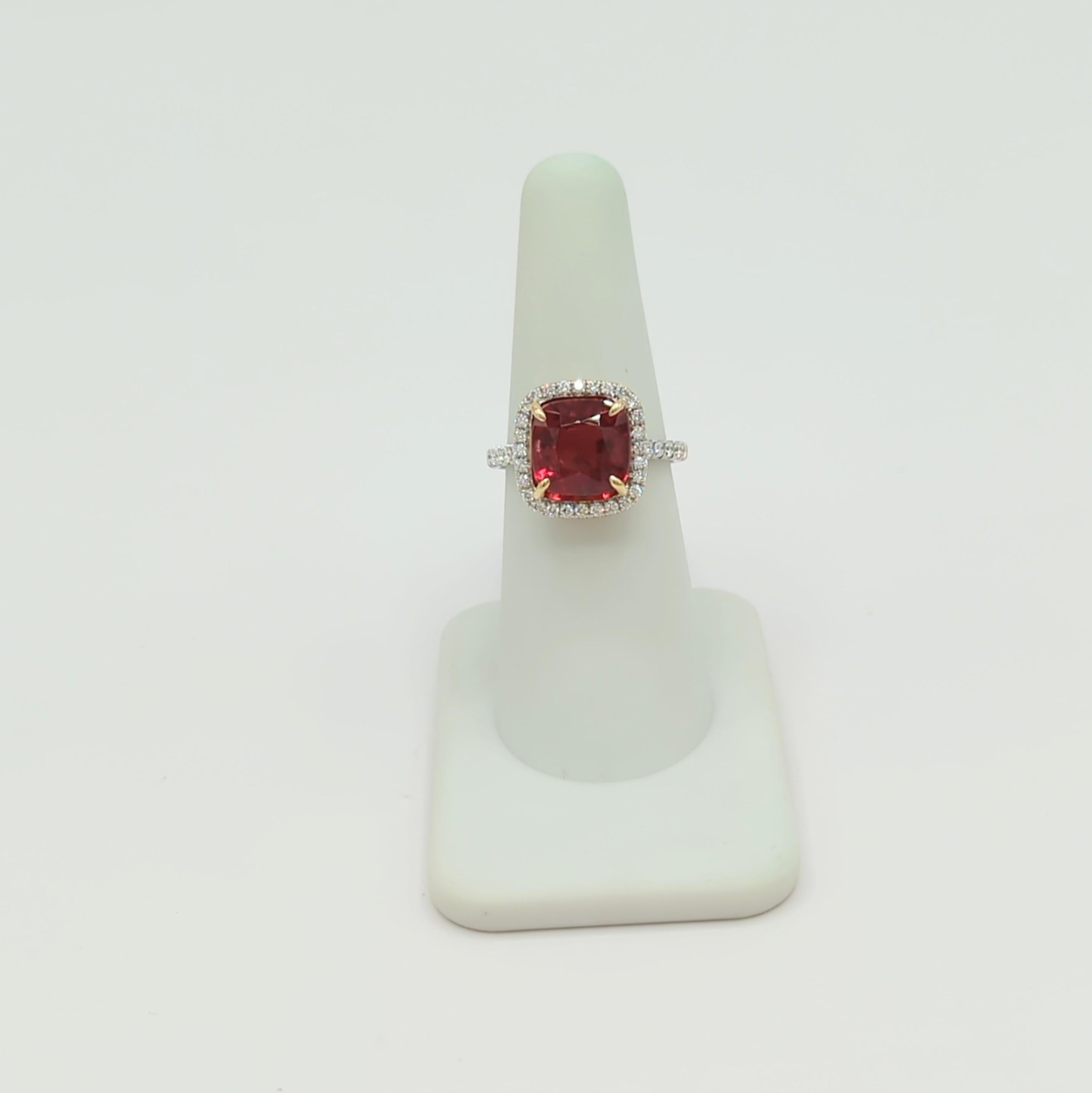 EG Lab Vivid Red Spinel Cushion and White Diamond Ring in 18K 2 Tone Gold For Sale 1