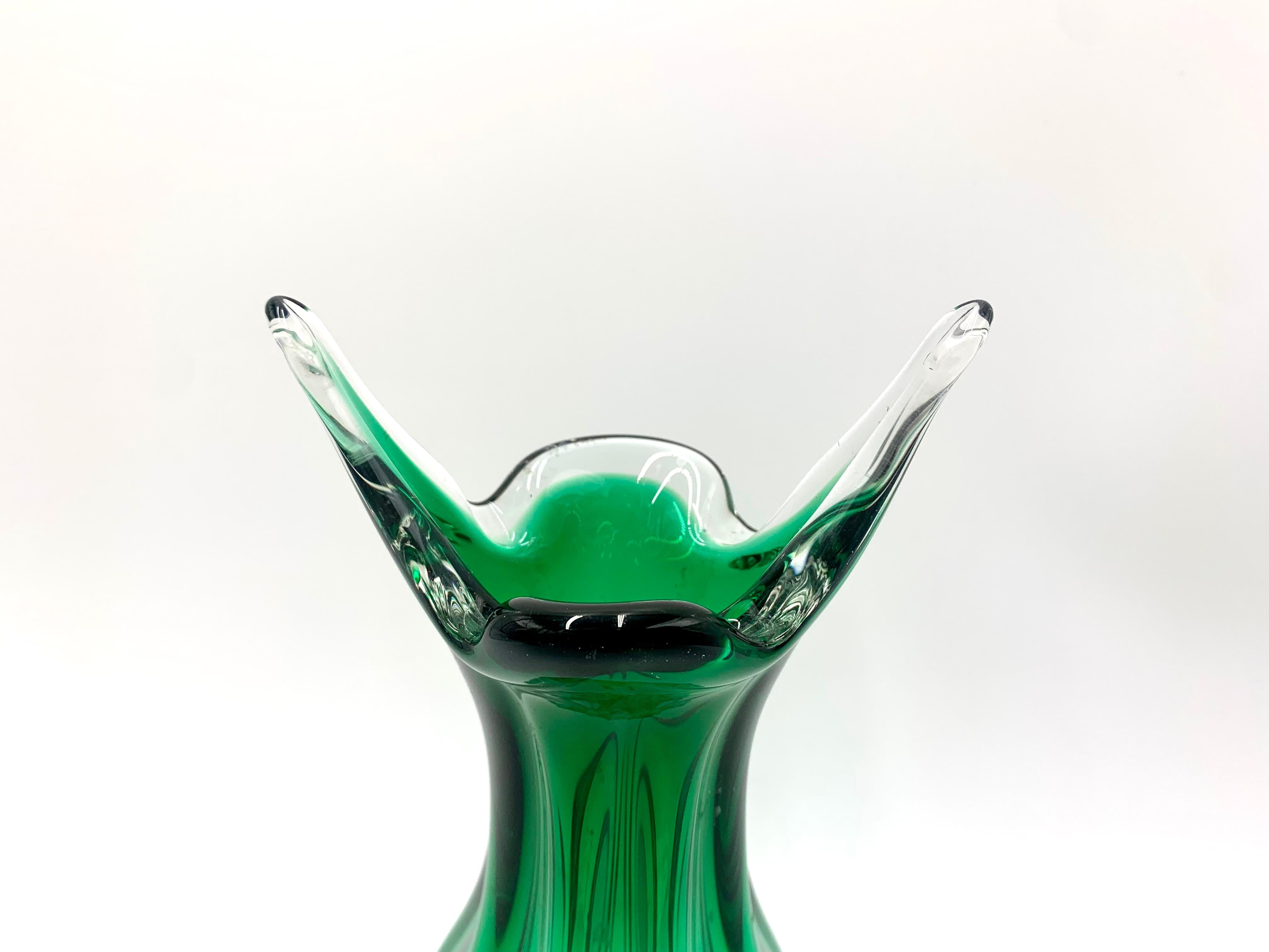 Mid-Century Modern Vase vert Egermann, Rpublique tchque, annes 1970 en vente