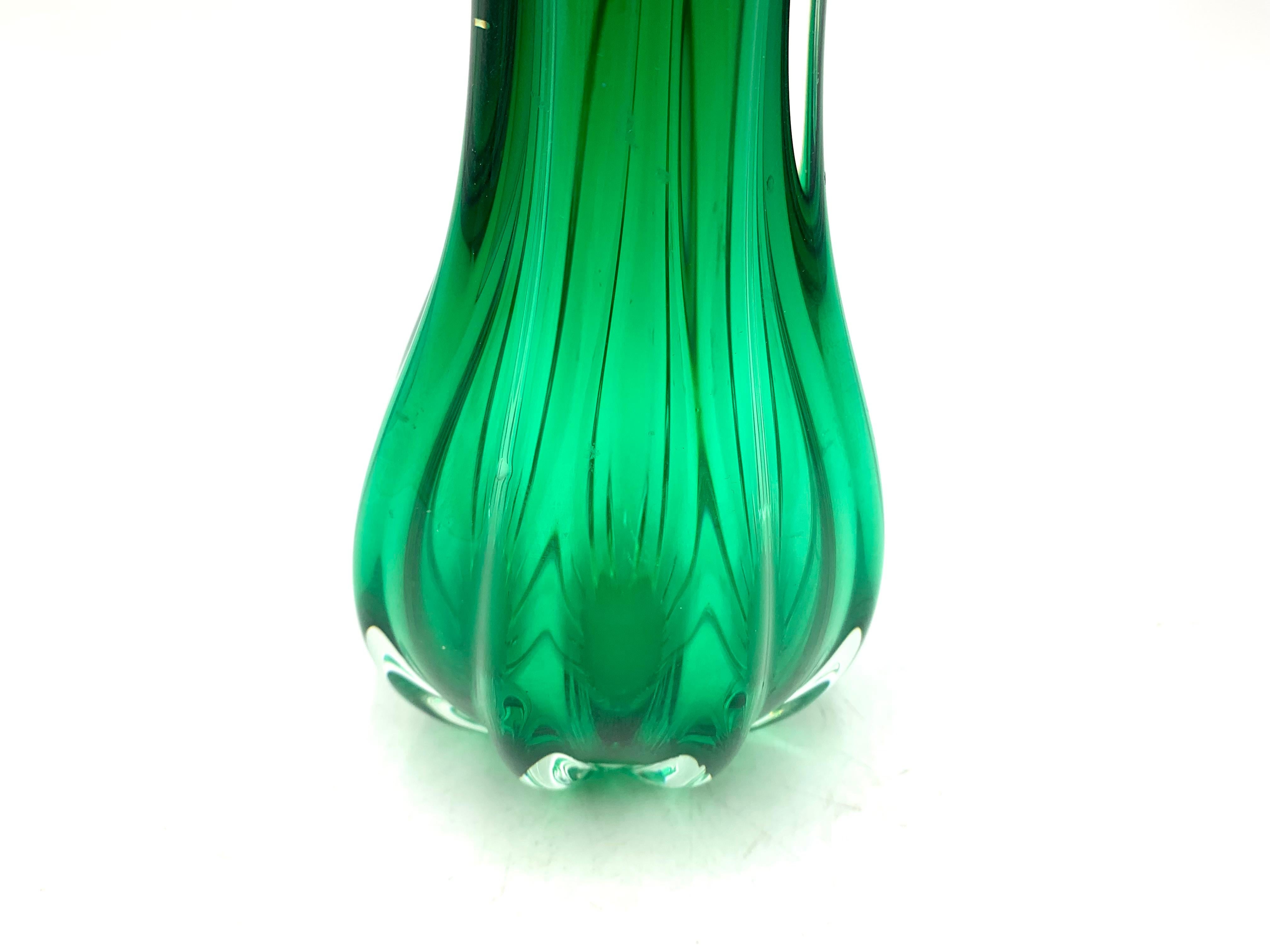 Vase vert Egermann, Rpublique tchque, annes 1970 Bon état - En vente à Chorzów, PL