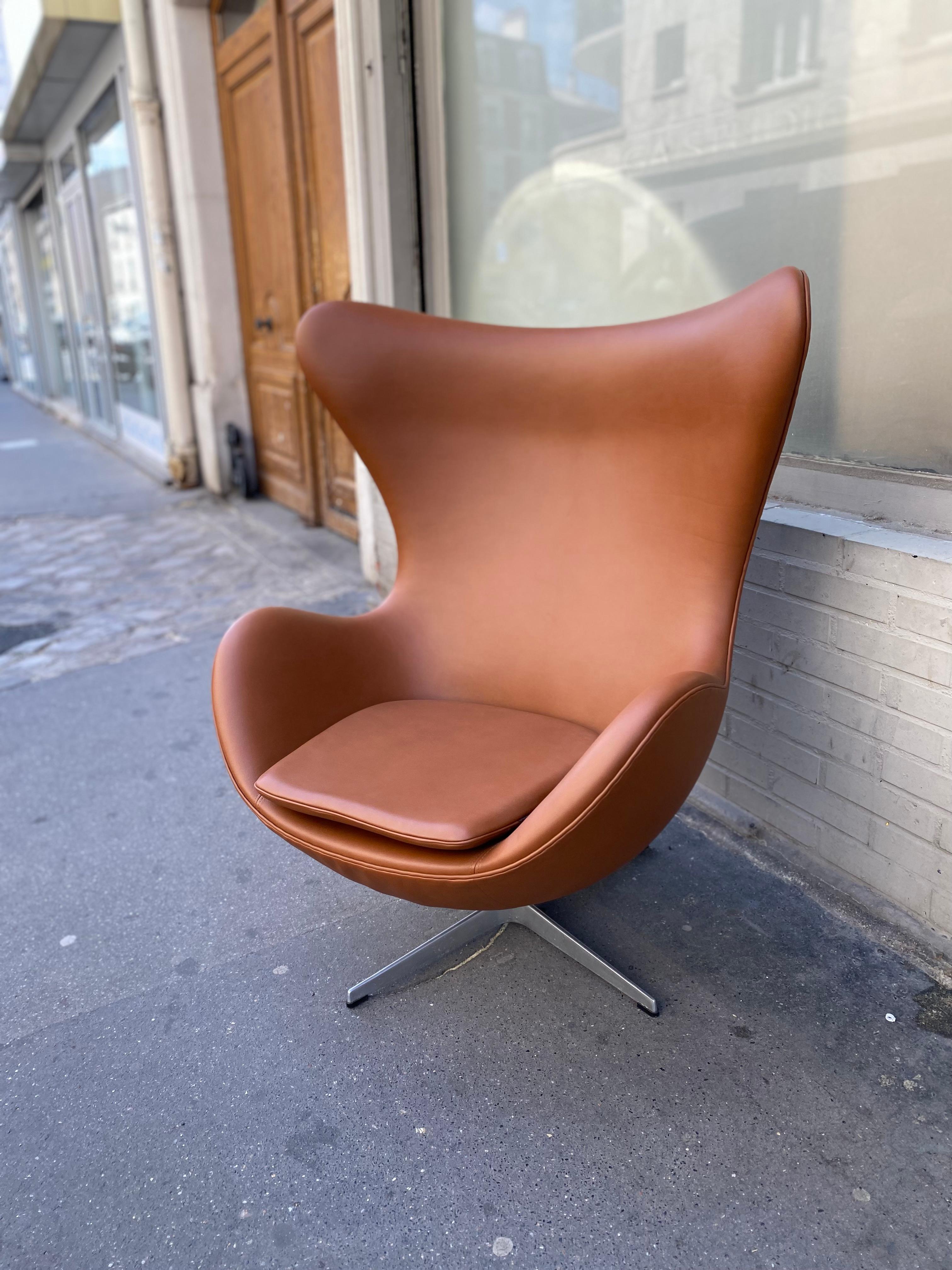 Européen Chaise Egg d'Arne Jacobsen pour Fritz Hansen comme neuve en vente